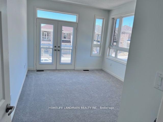 Photo 8 of 296 Great Falls Boulevard E, Hamilton, Waterdown — HOMEH