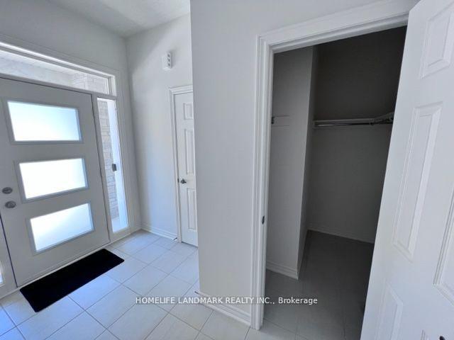 Photo 9 of 296 Great Falls Boulevard E, Hamilton, Waterdown — HOMEH