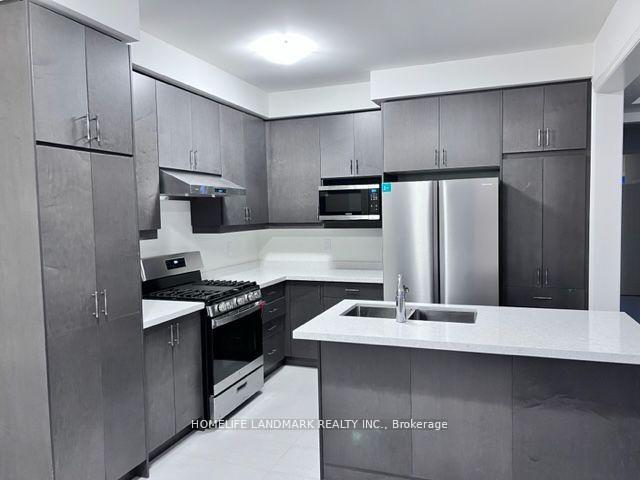 Photo 17 of 296 Great Falls Boulevard E, Hamilton, Waterdown — HOMEH