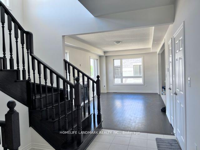 Photo 22 of 296 Great Falls Boulevard E, Hamilton, Waterdown — HOMEH