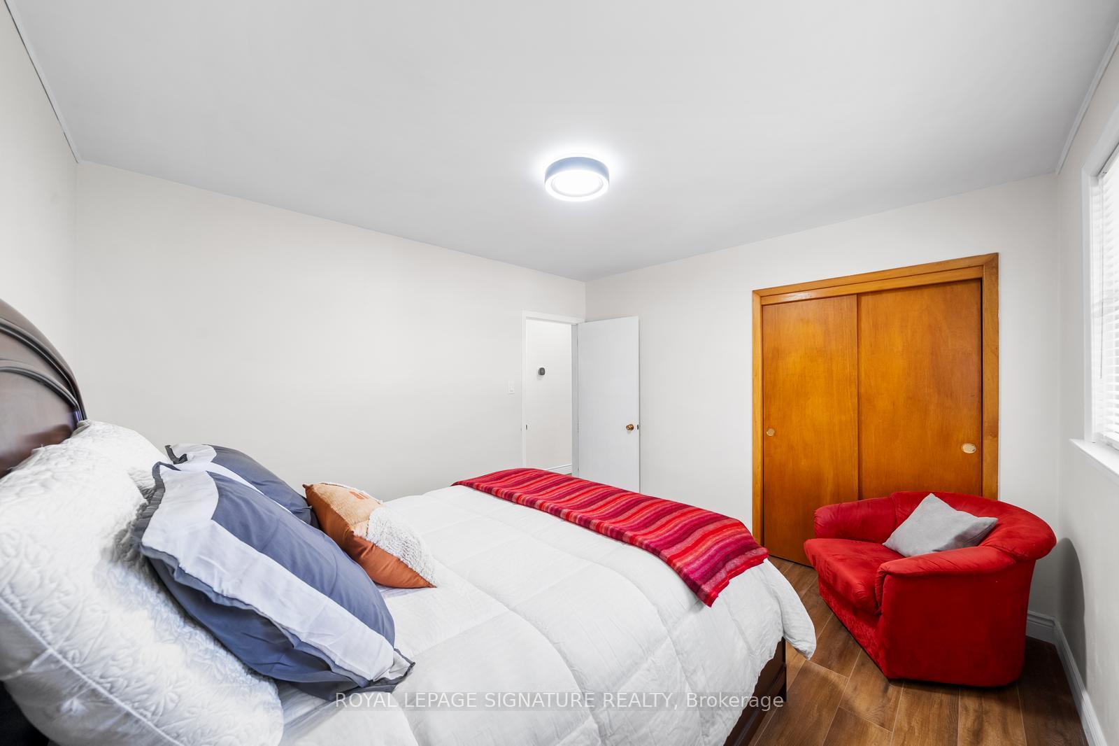 Photo 16 of 668 Peele Boulevard, Burlington, Brant — HOMEH
