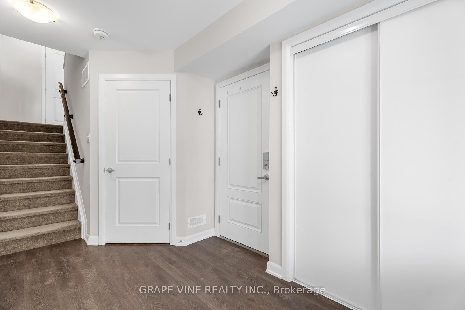 Photo 6 of 506 Galmoy Way, Ottawa, Barrhaven - Half Moon Bay — HOMEH