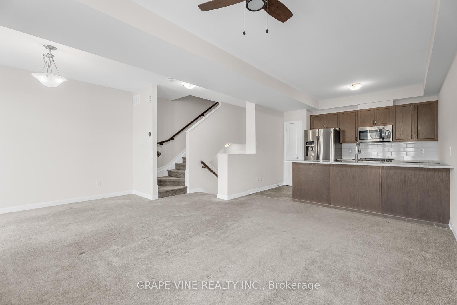Photo 9 of 506 Galmoy Way, Ottawa, Barrhaven - Half Moon Bay — HOMEH