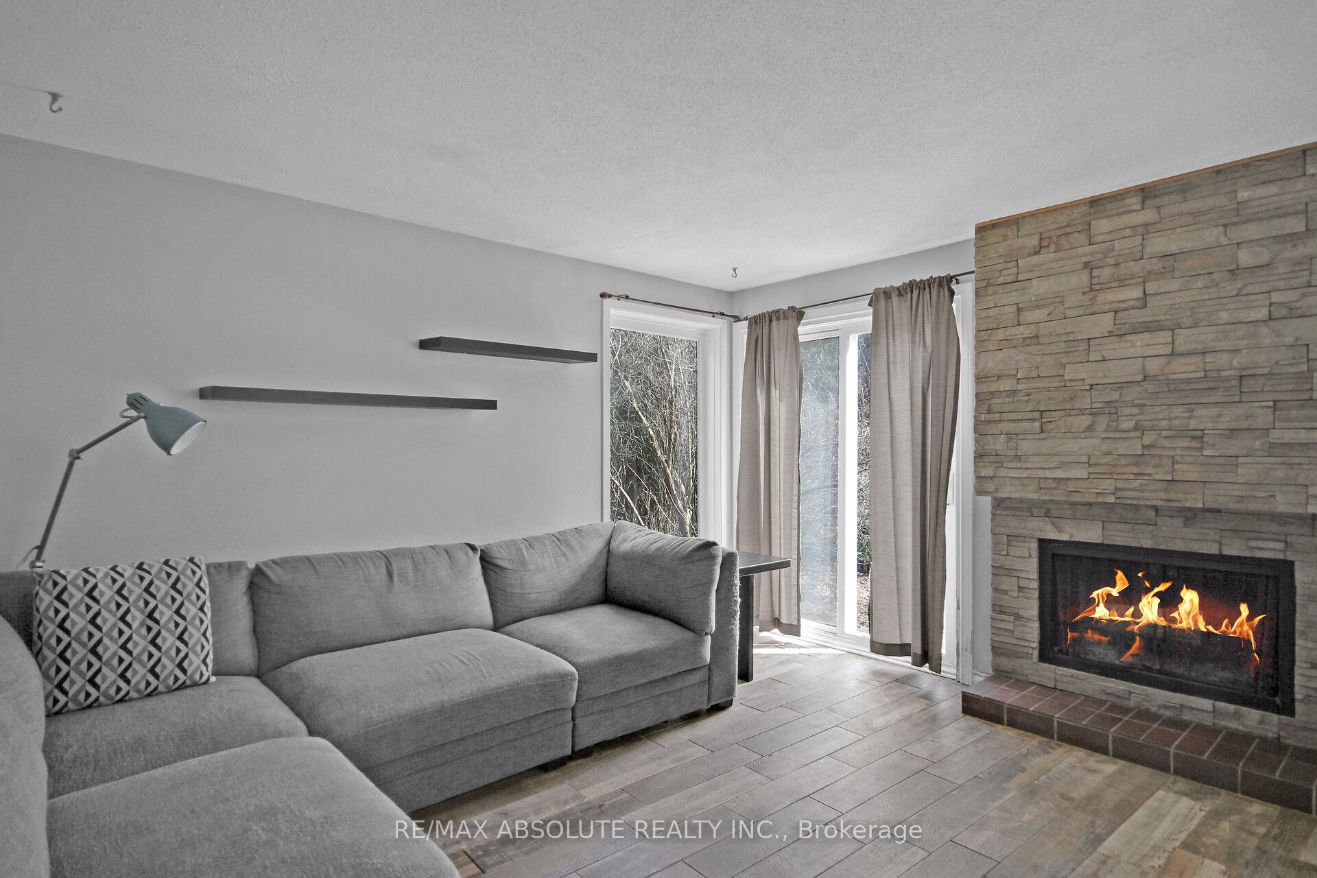 Photo 13 of 109 Tripp Crescent, Ottawa, Barrhaven - Pheasant Run — HOMEH