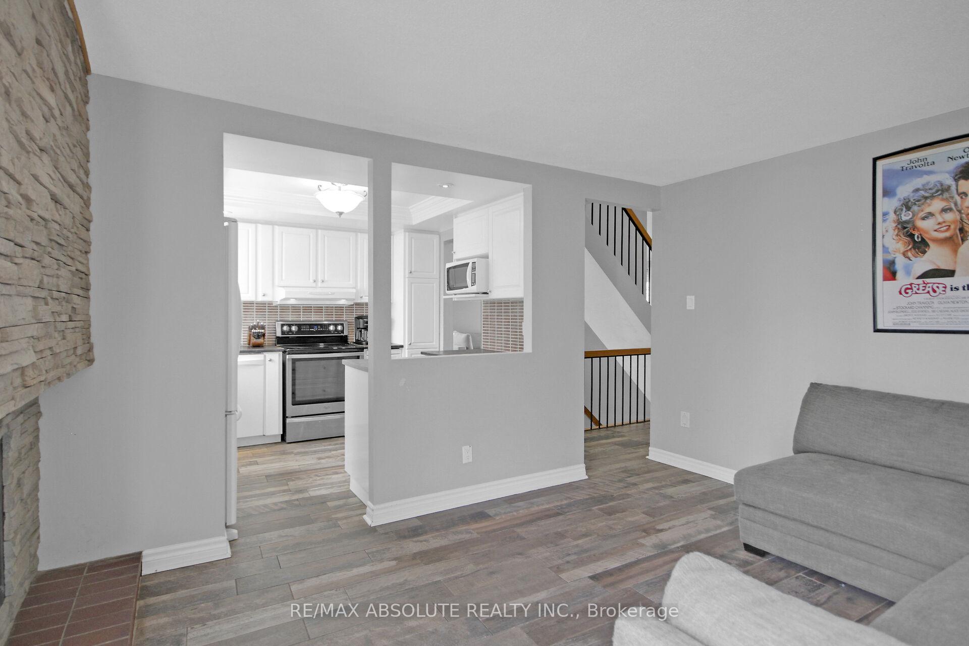 Photo 15 of 109 Tripp Crescent, Ottawa, Barrhaven - Pheasant Run — HOMEH