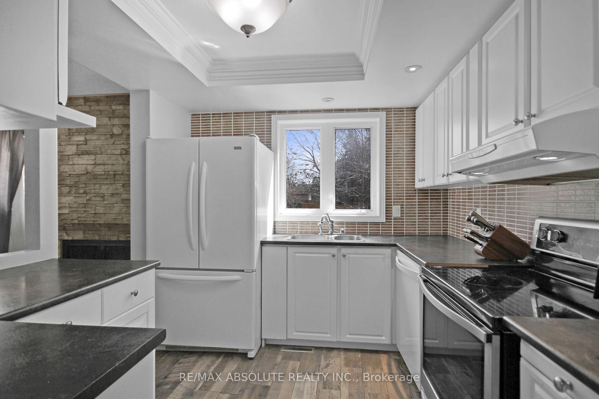 Photo 17 of 109 Tripp Crescent, Ottawa, Barrhaven - Pheasant Run — HOMEH