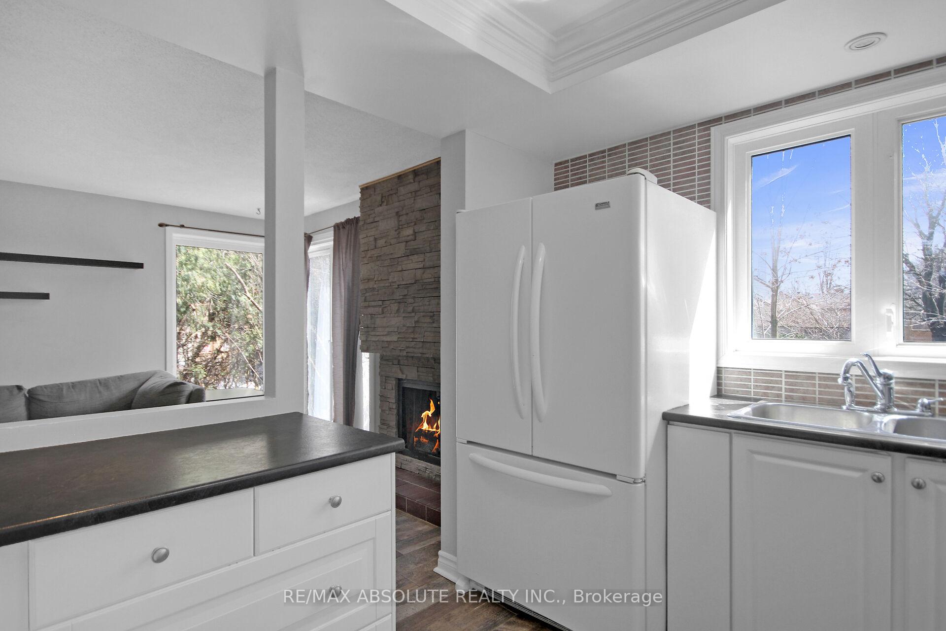 Photo 18 of 109 Tripp Crescent, Ottawa, Barrhaven - Pheasant Run — HOMEH