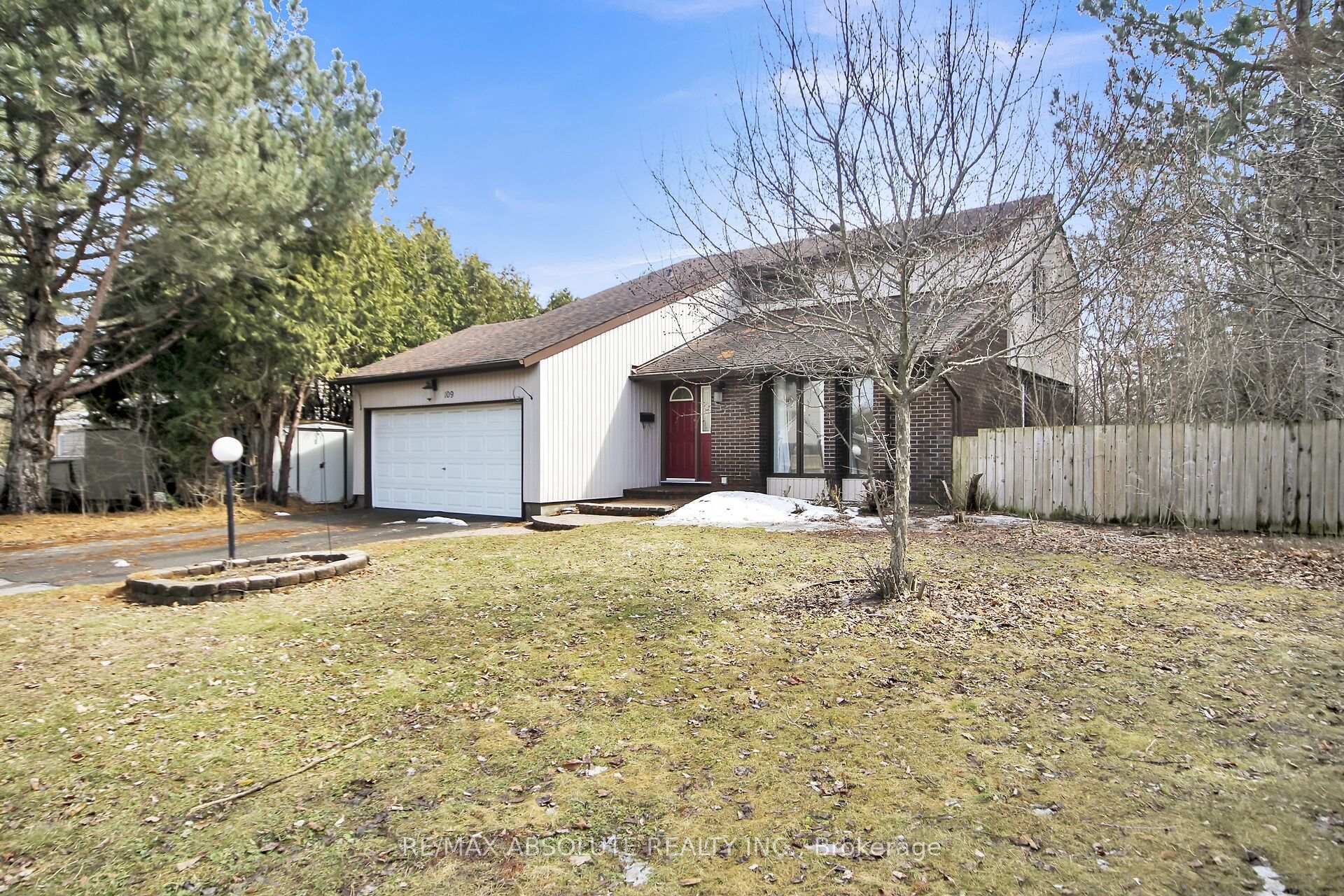 Photo 49 of 109 Tripp Crescent, Ottawa, Barrhaven - Pheasant Run — HOMEH