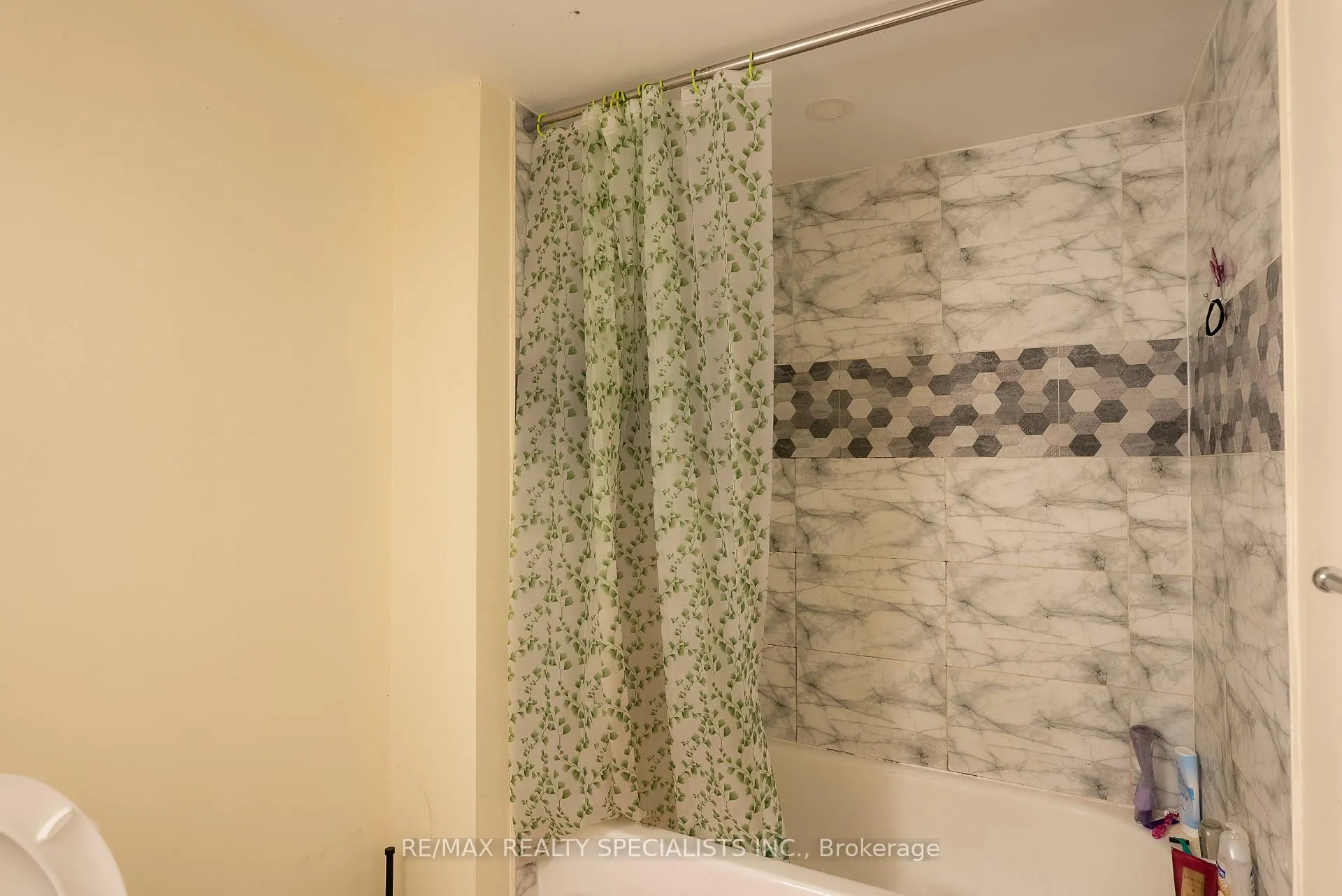 Photo 6 of 36 Rattlesnake Road, Brampton, Sandringham-Wellington — HOMEH