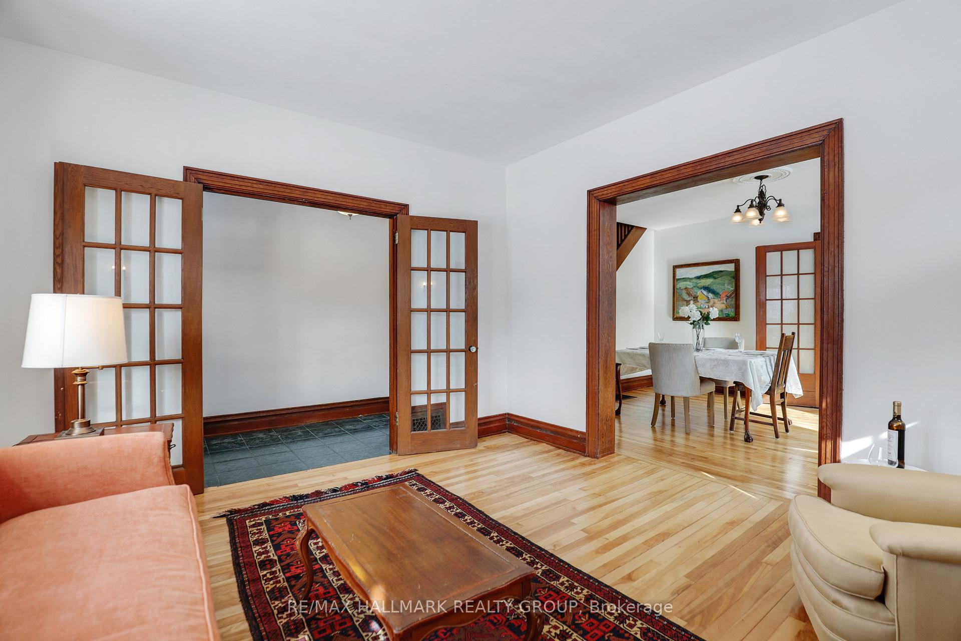Photo 16 of 561 Edison Avenue, Ottawa, McKellar/Highland — HOMEH