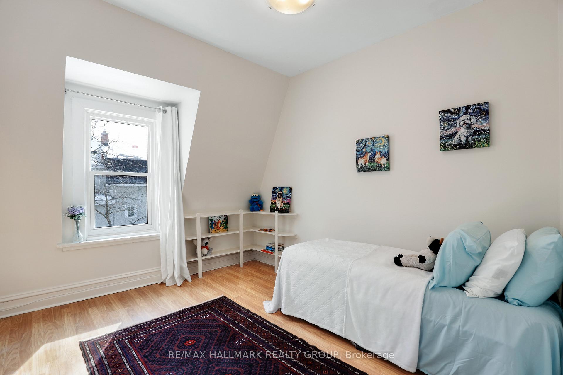 Photo 24 of 561 Edison Avenue, Ottawa, McKellar/Highland — HOMEH