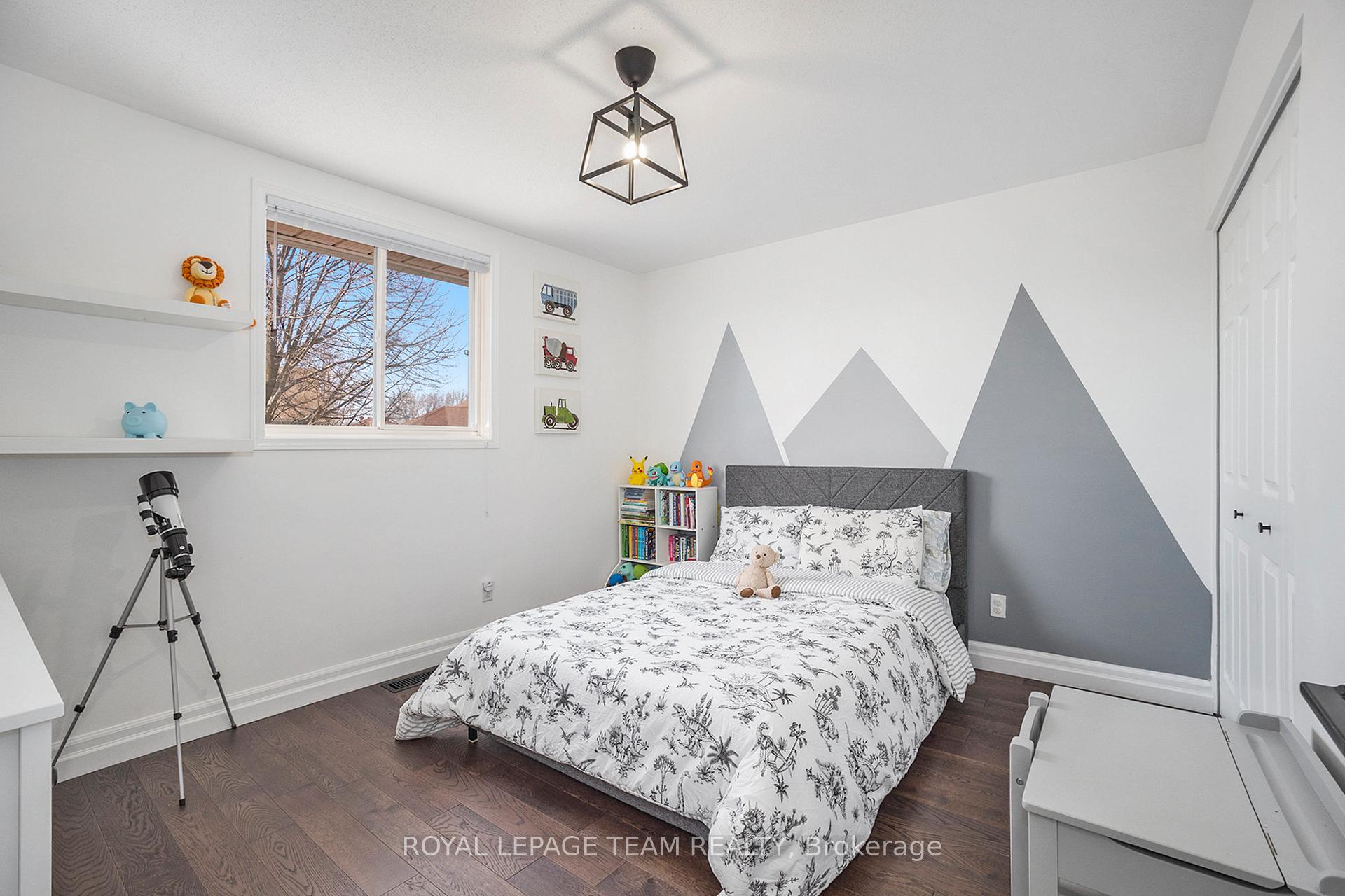 Photo 18 of 28 Nakota Way, Ottawa, Barrhaven - Longfields — HOMEH