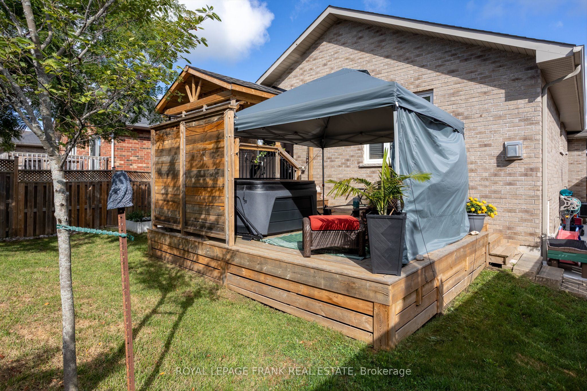 Photo 89 of 1542 Ireland Drive, Peterborough, Monaghan Ward 2 — HOMEH