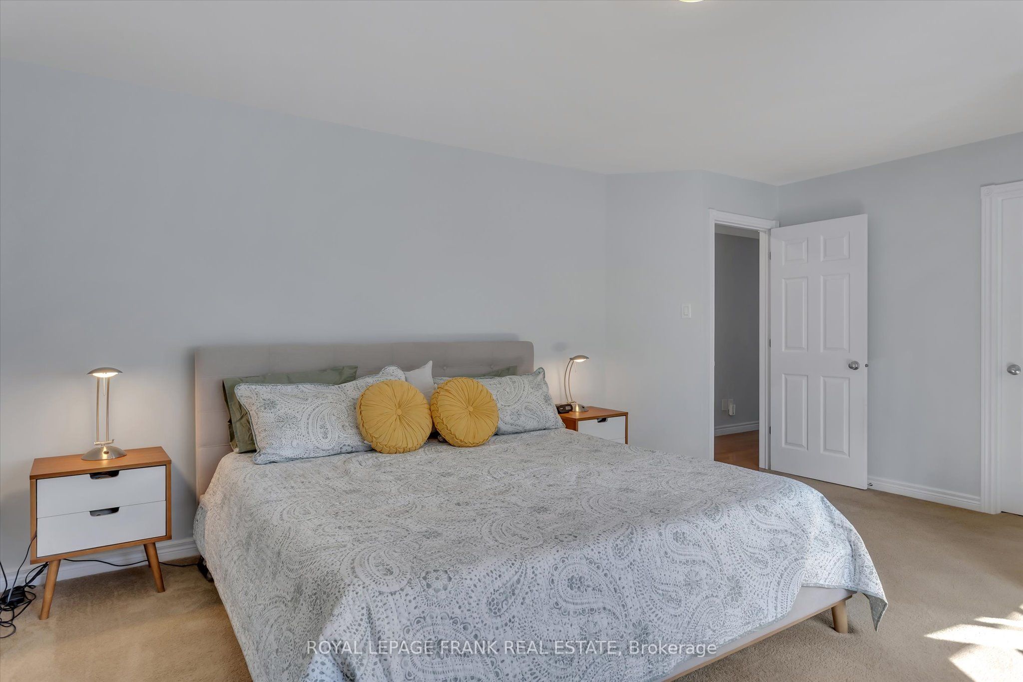 Photo 53 of 1542 Ireland Drive, Peterborough, Monaghan Ward 2 — HOMEH