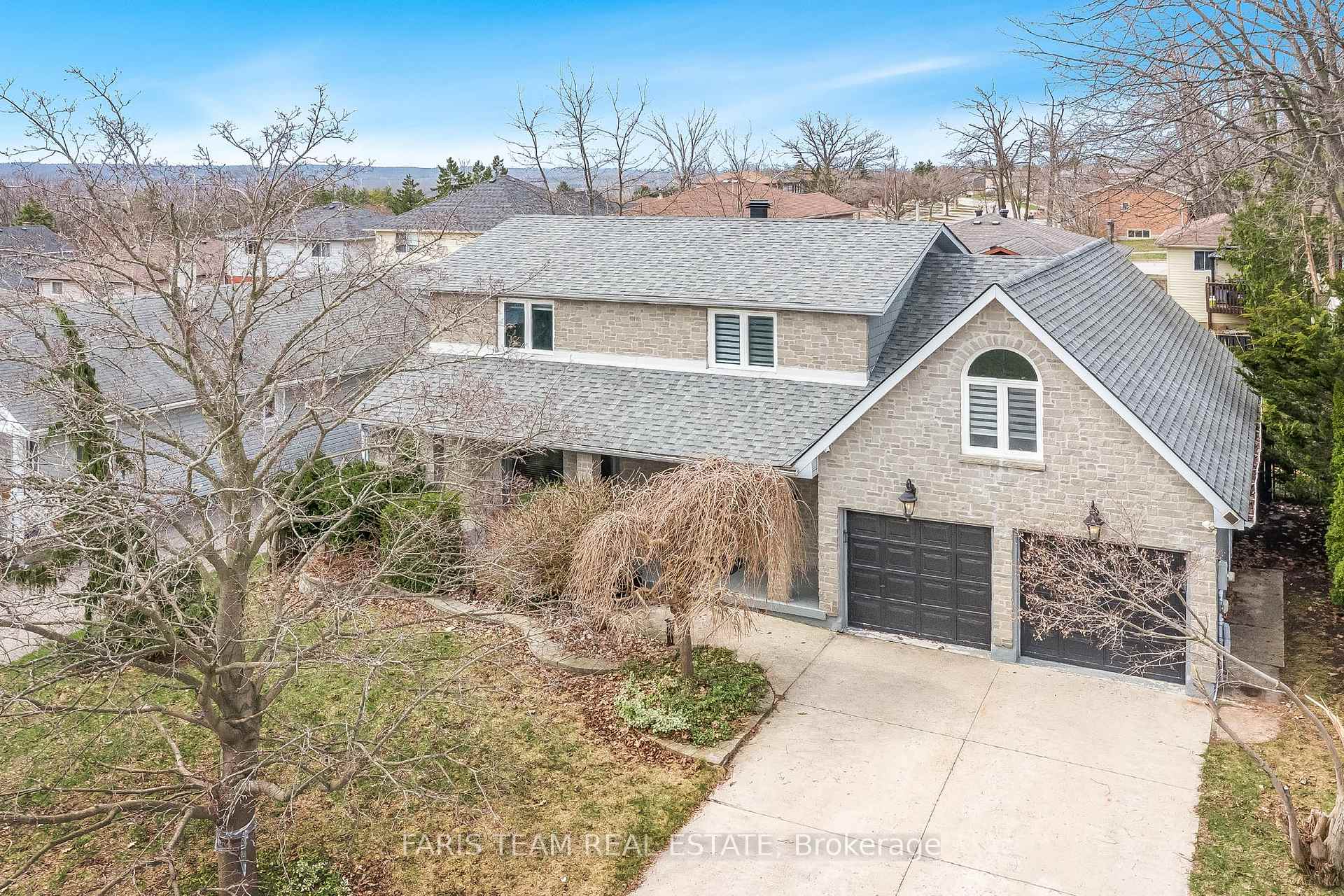 Photo 1 of 22 Keats Drive, Barrie, Letitia Heights — HOMEH