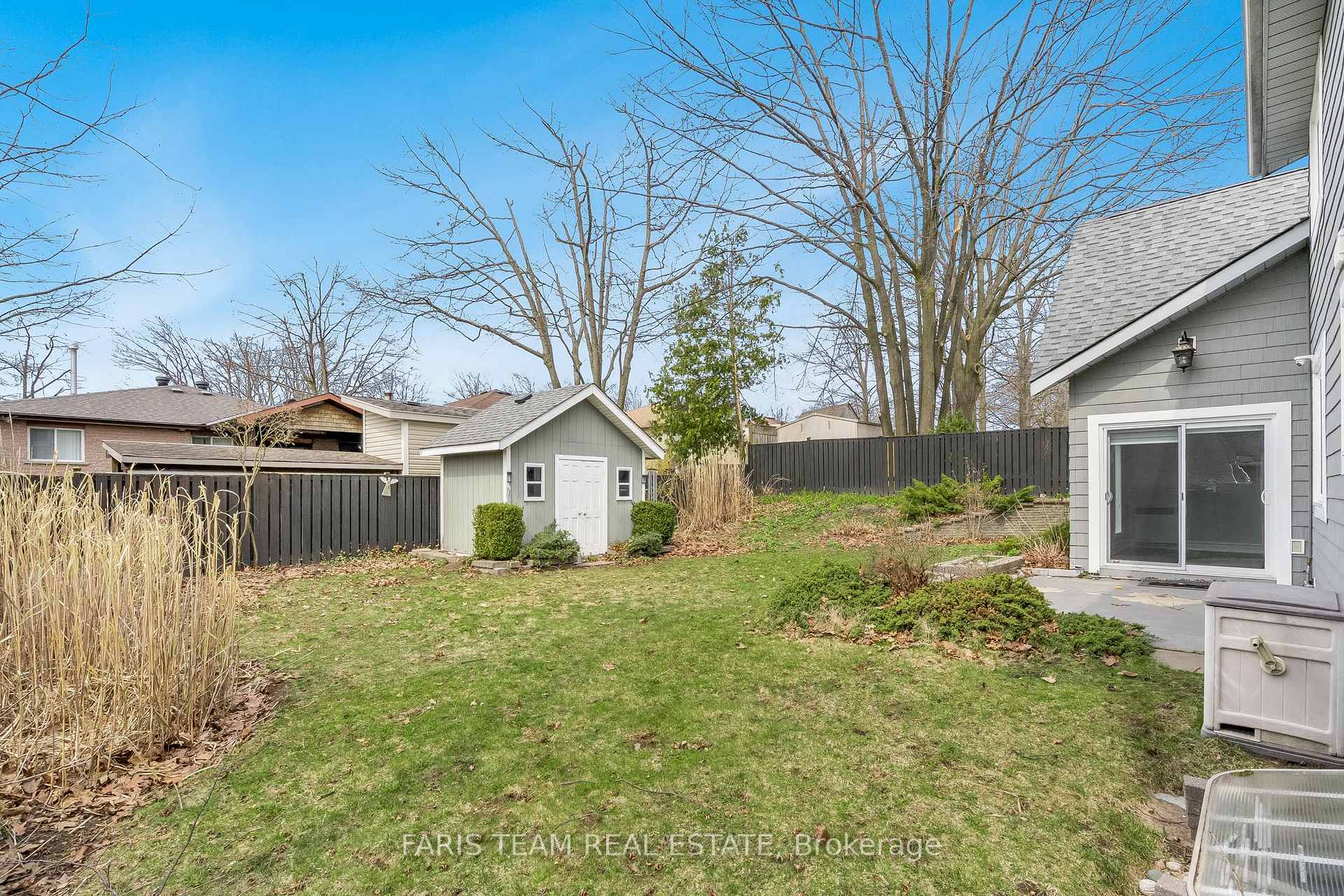 Photo 18 of 22 Keats Drive, Barrie, Letitia Heights — HOMEH