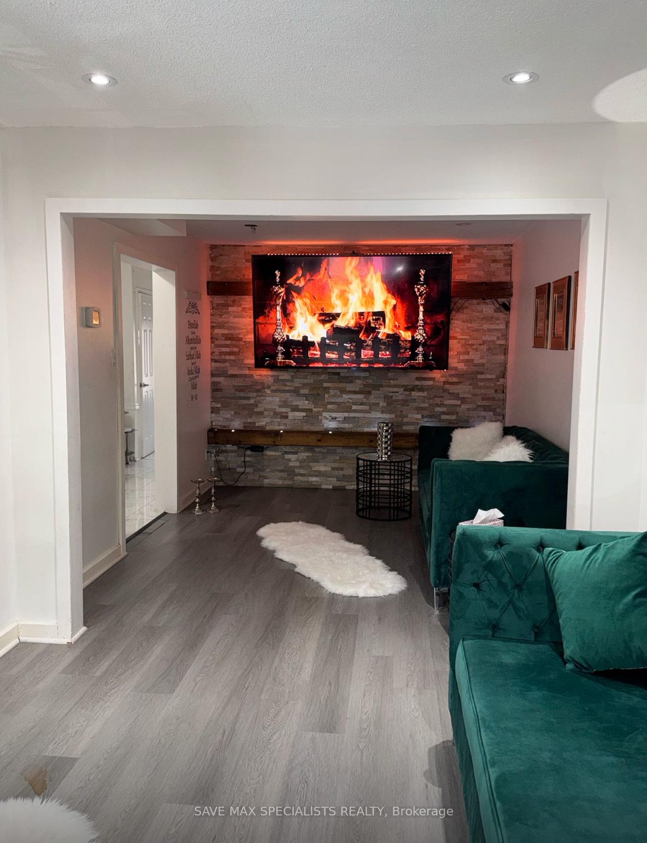 Photo 4 of 24 Cypress Court, Aurora, Hills of St Andrew — HOMEH