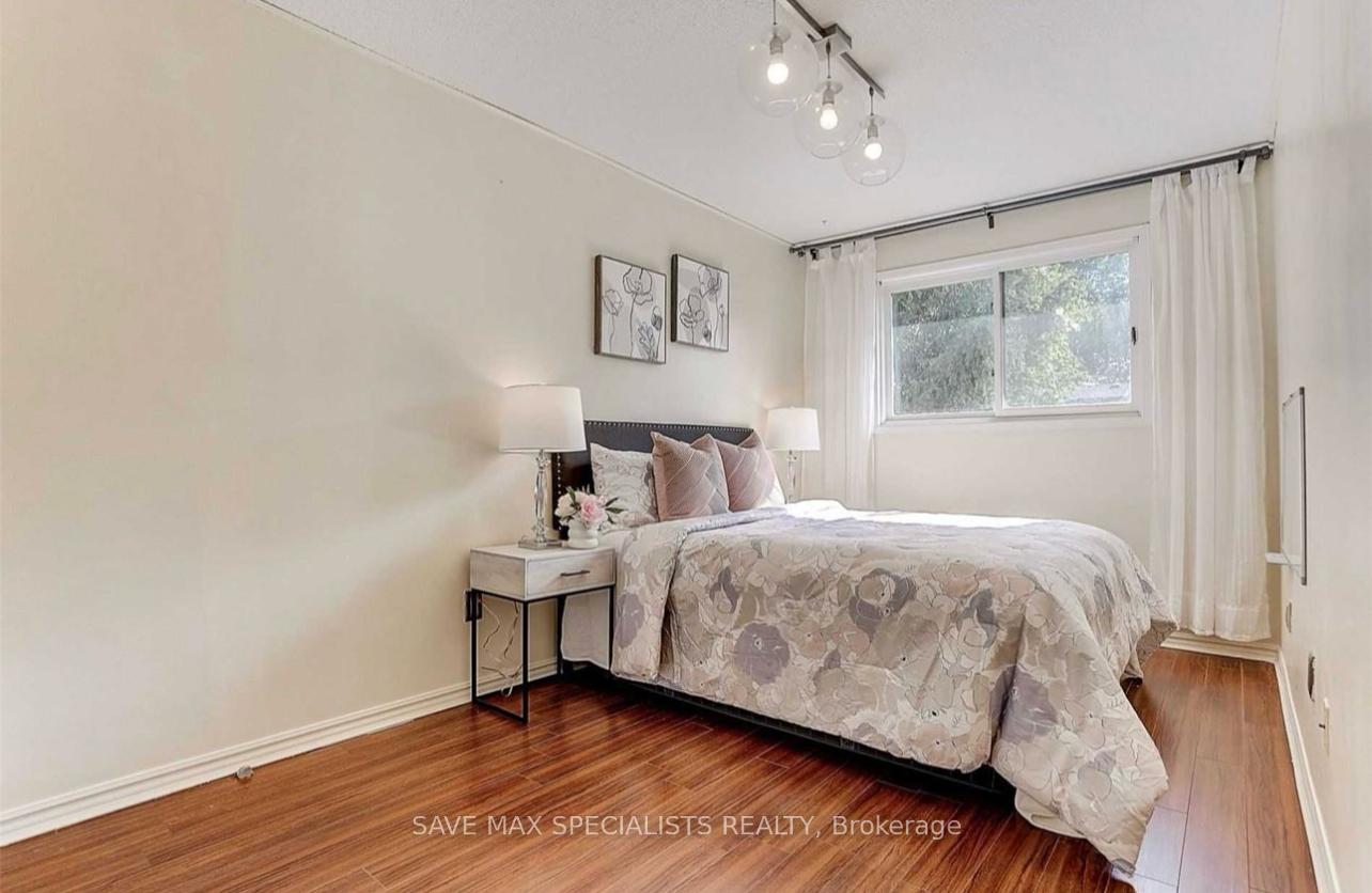 Photo 5 of 24 Cypress Court, Aurora, Hills of St Andrew — HOMEH