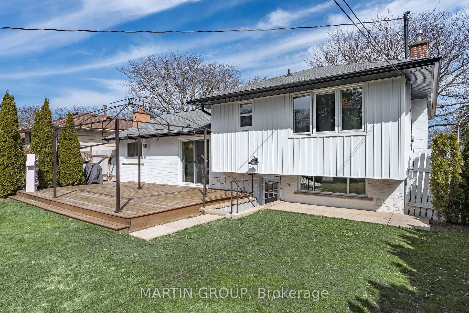 Photo 5 of 278 White Pines Drive, Burlington, Appleby — HOMEH