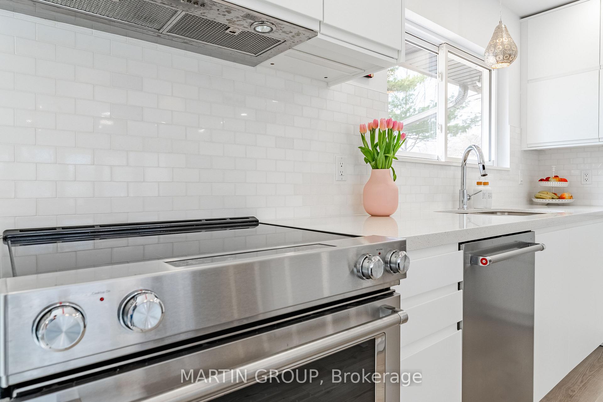 Photo 18 of 278 White Pines Drive, Burlington, Appleby — HOMEH
