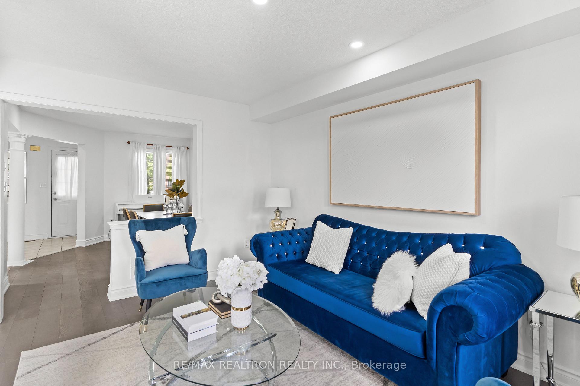 Photo 37 of 107 Narrow Valley Crescent, Brampton, Sandringham-Wellington — HOMEH