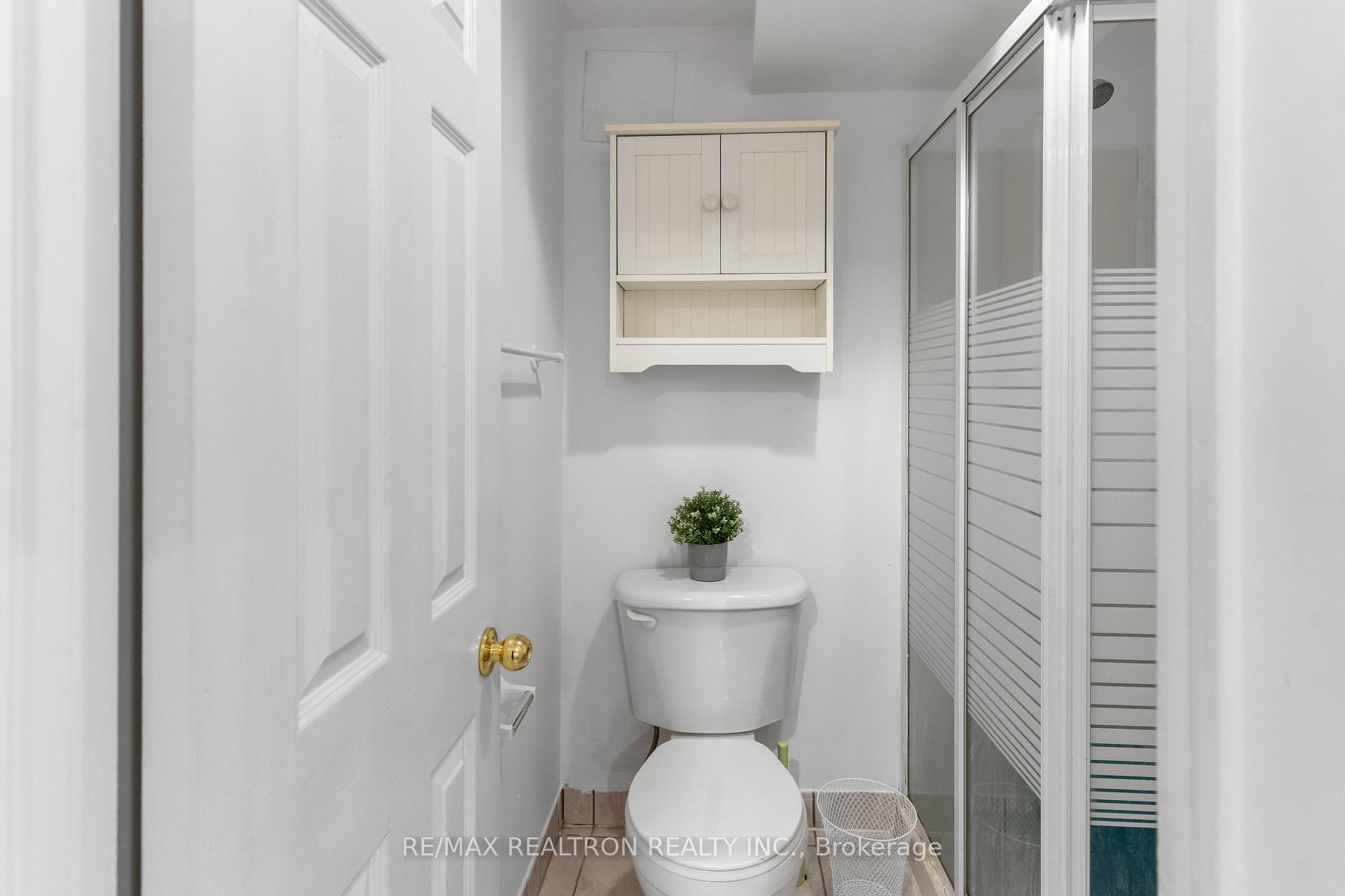 Photo 43 of 107 Narrow Valley Crescent, Brampton, Sandringham-Wellington — HOMEH