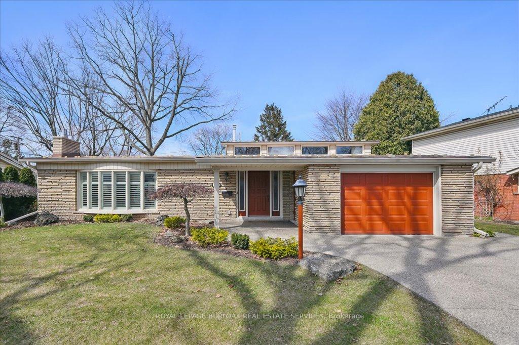 Photo 1 of 3375 Guildwood Drive, Burlington, Roseland — HOMEH