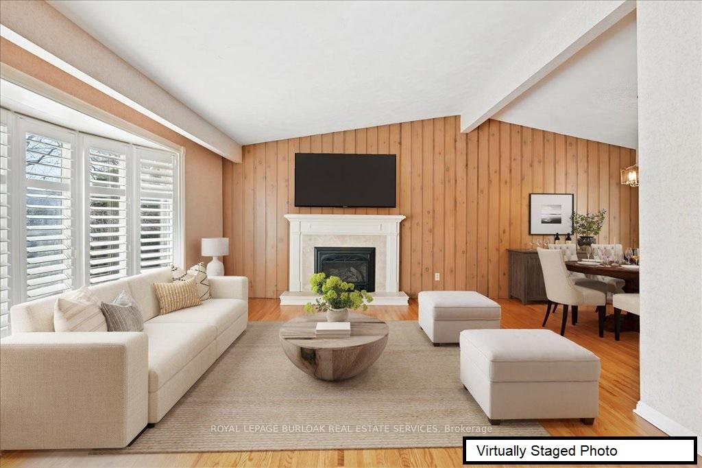 Photo 9 of 3375 Guildwood Drive, Burlington, Roseland — HOMEH