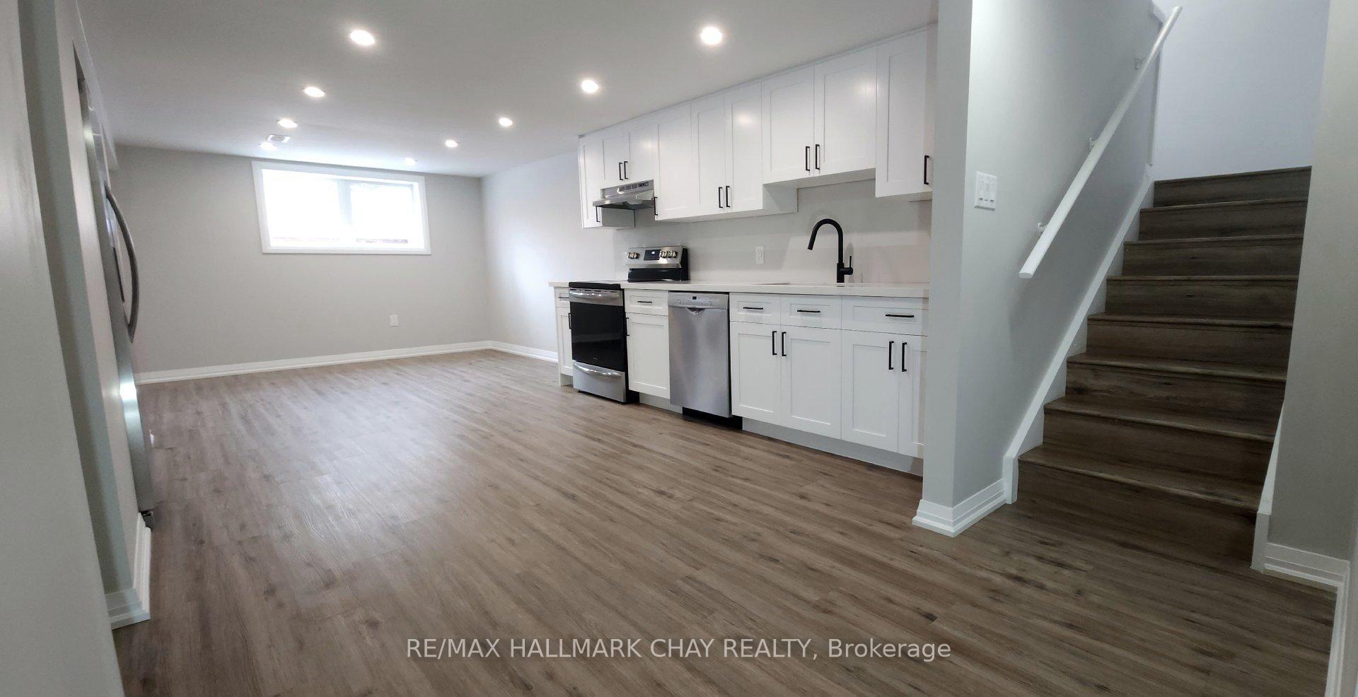 Photo 26 of 10 Glenecho Drive, Barrie, Grove East — HOMEH