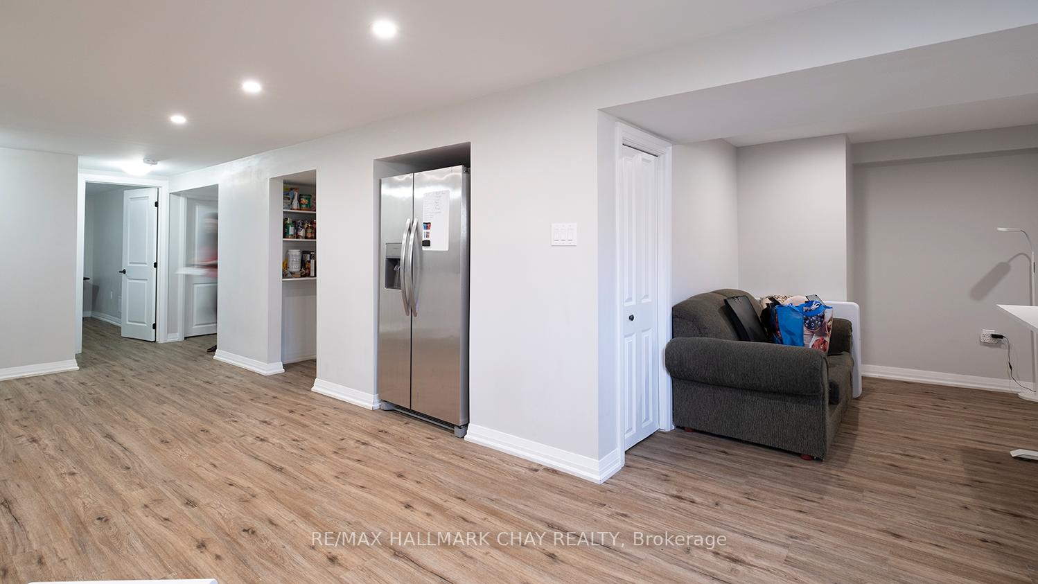 Photo 30 of 10 Glenecho Drive, Barrie, Grove East — HOMEH