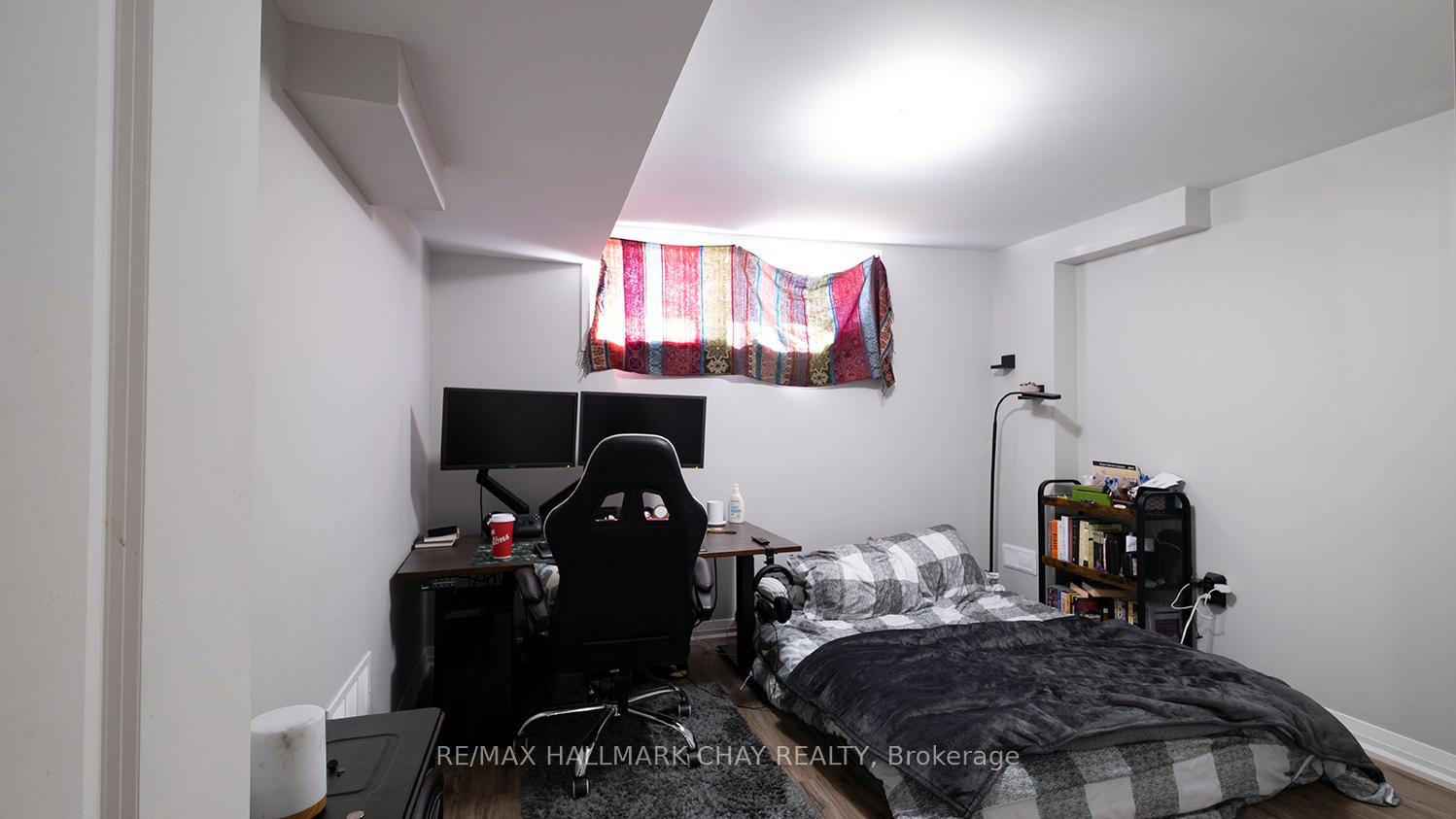 Photo 36 of 10 Glenecho Drive, Barrie, Grove East — HOMEH