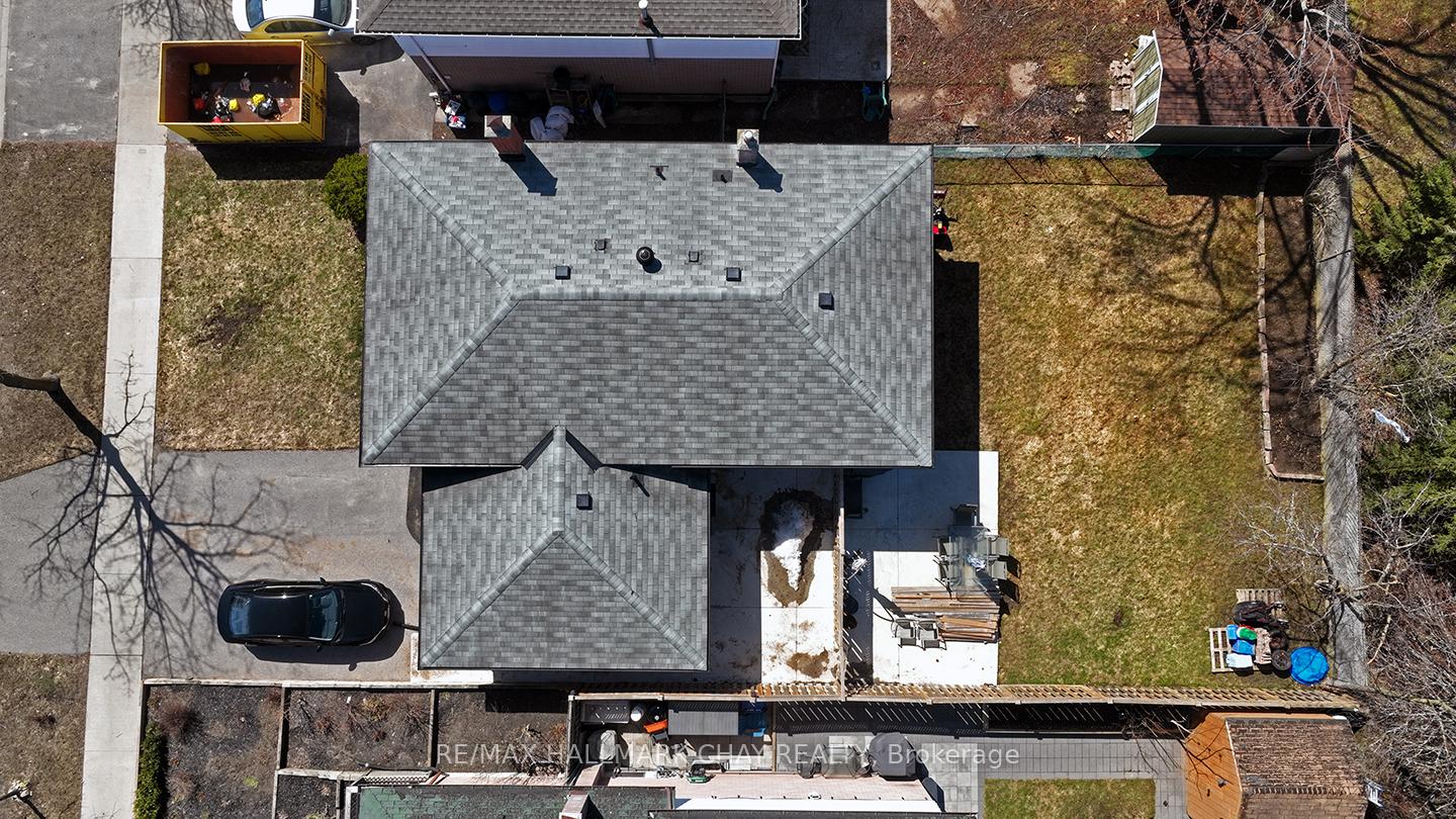 Photo 50 of 10 Glenecho Drive, Barrie, Grove East — HOMEH
