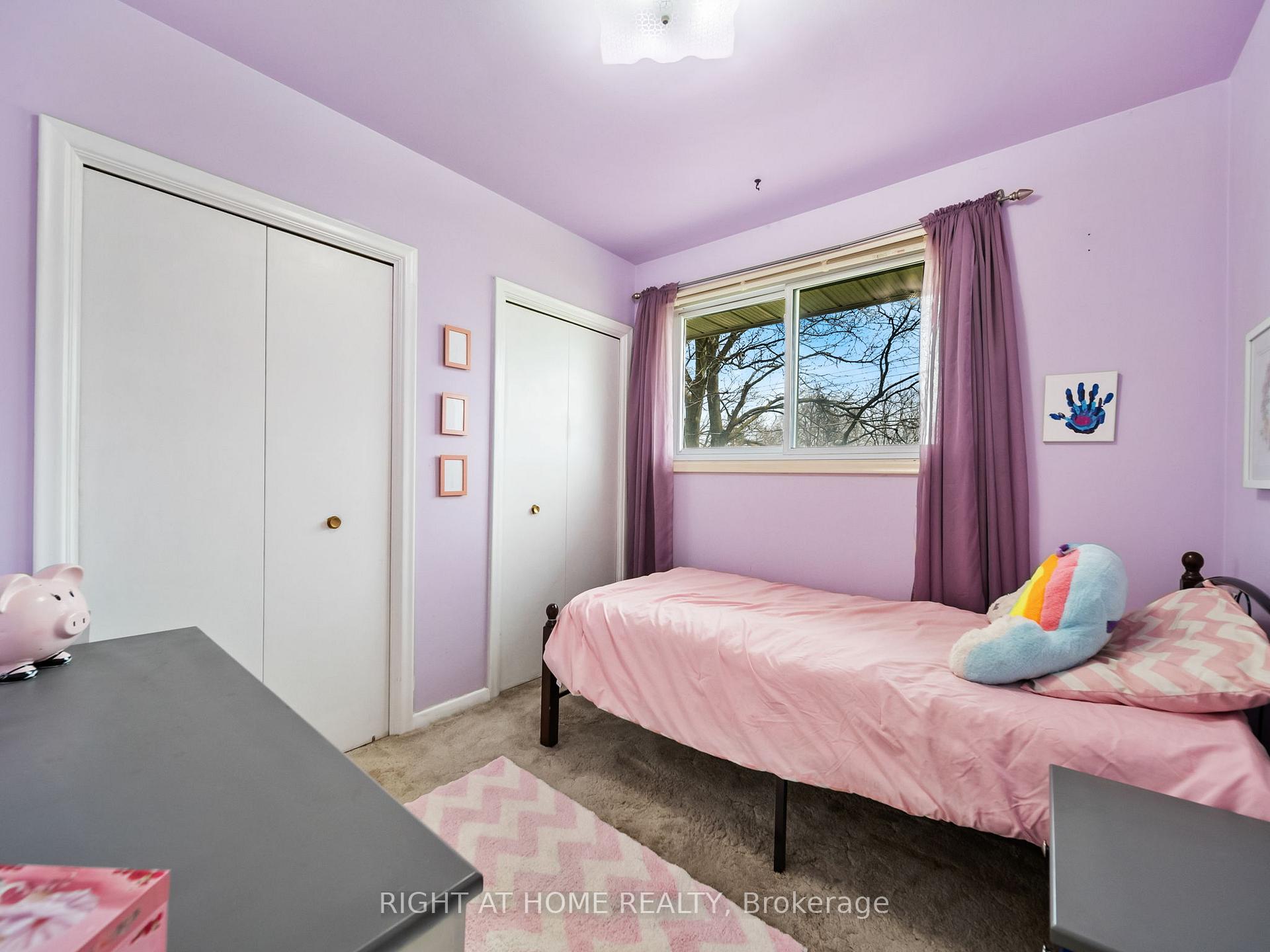 Photo 15 of 24 Ottaway Avenue, Barrie, Wellington — HOMEH