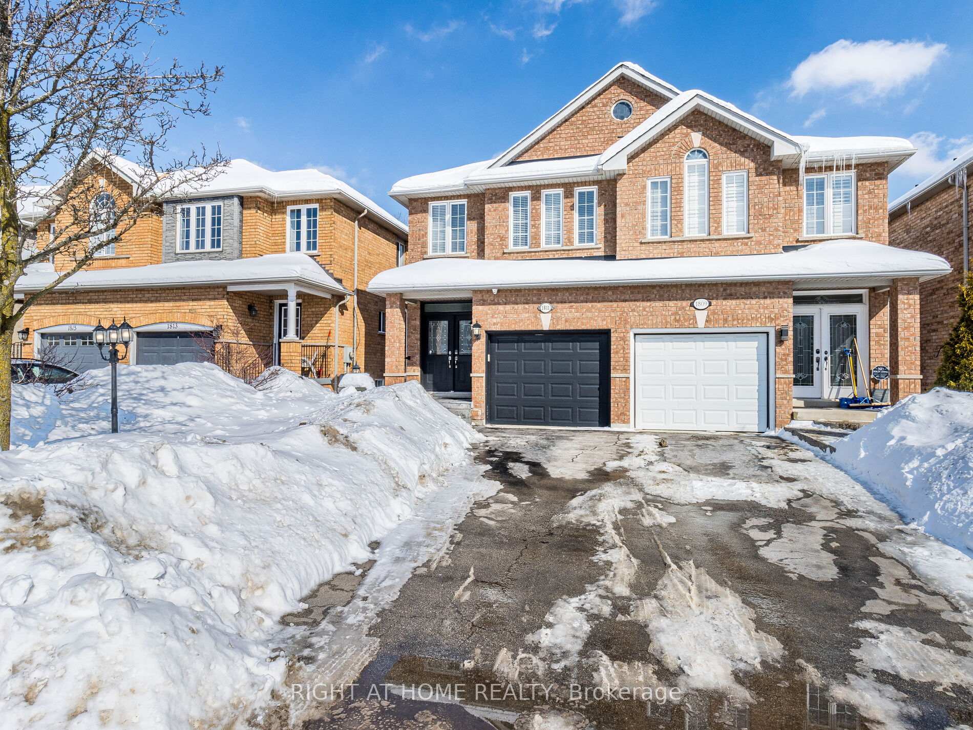 Front of 1811 Creek Way