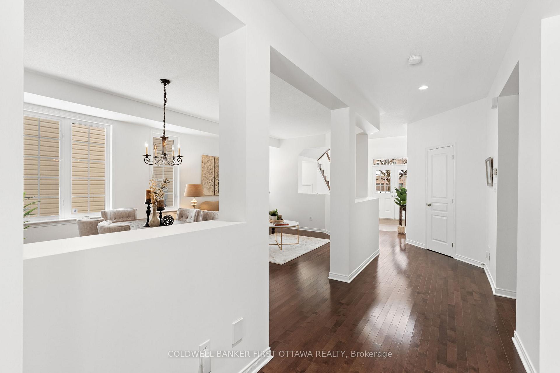 Photo 7 of 104 Chenoa Way, Ottawa, Barrhaven - Stonebridge — HOMEH