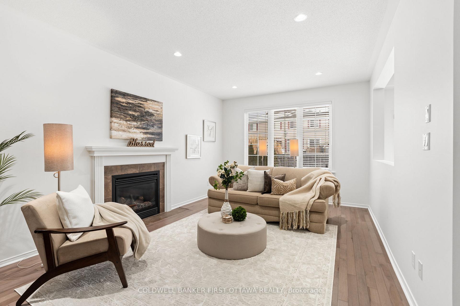 Photo 13 of 104 Chenoa Way, Ottawa, Barrhaven - Stonebridge — HOMEH