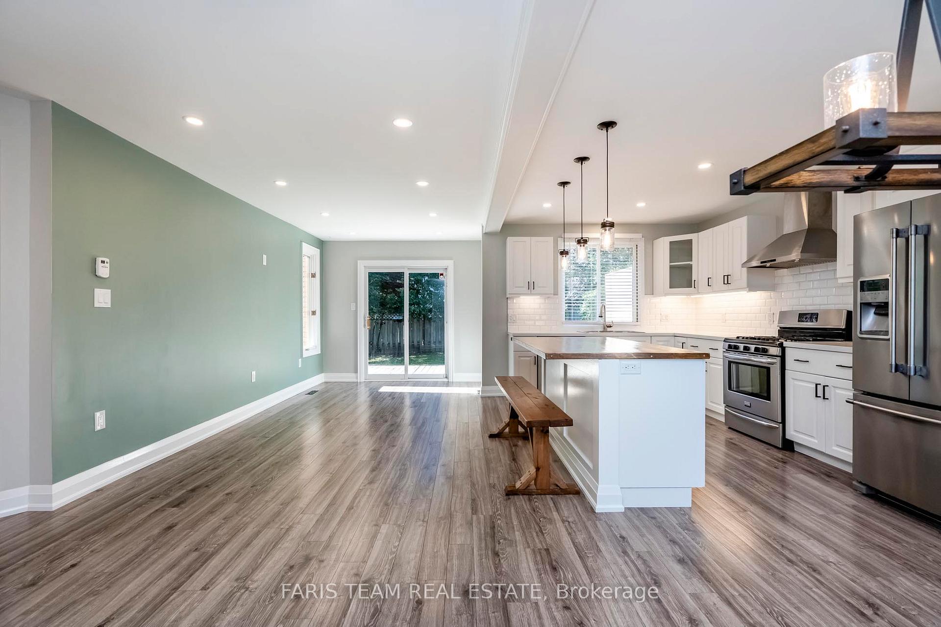 Photo 9 of 12 Knicely Road, Barrie, Painswick North — HOMEH