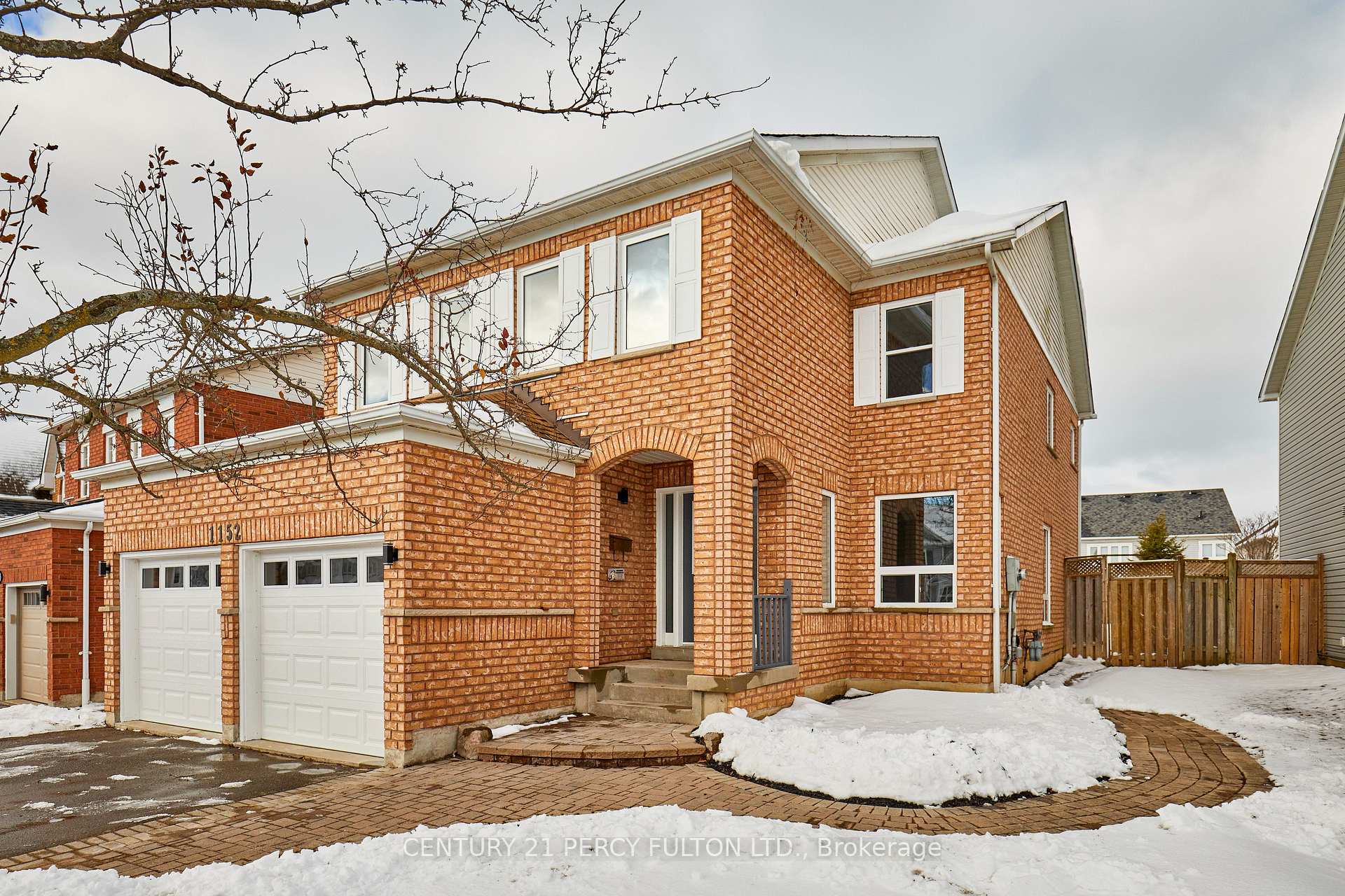 Photo 3 of 1152 Ashcroft Court, Oshawa, Taunton — HOMEH
