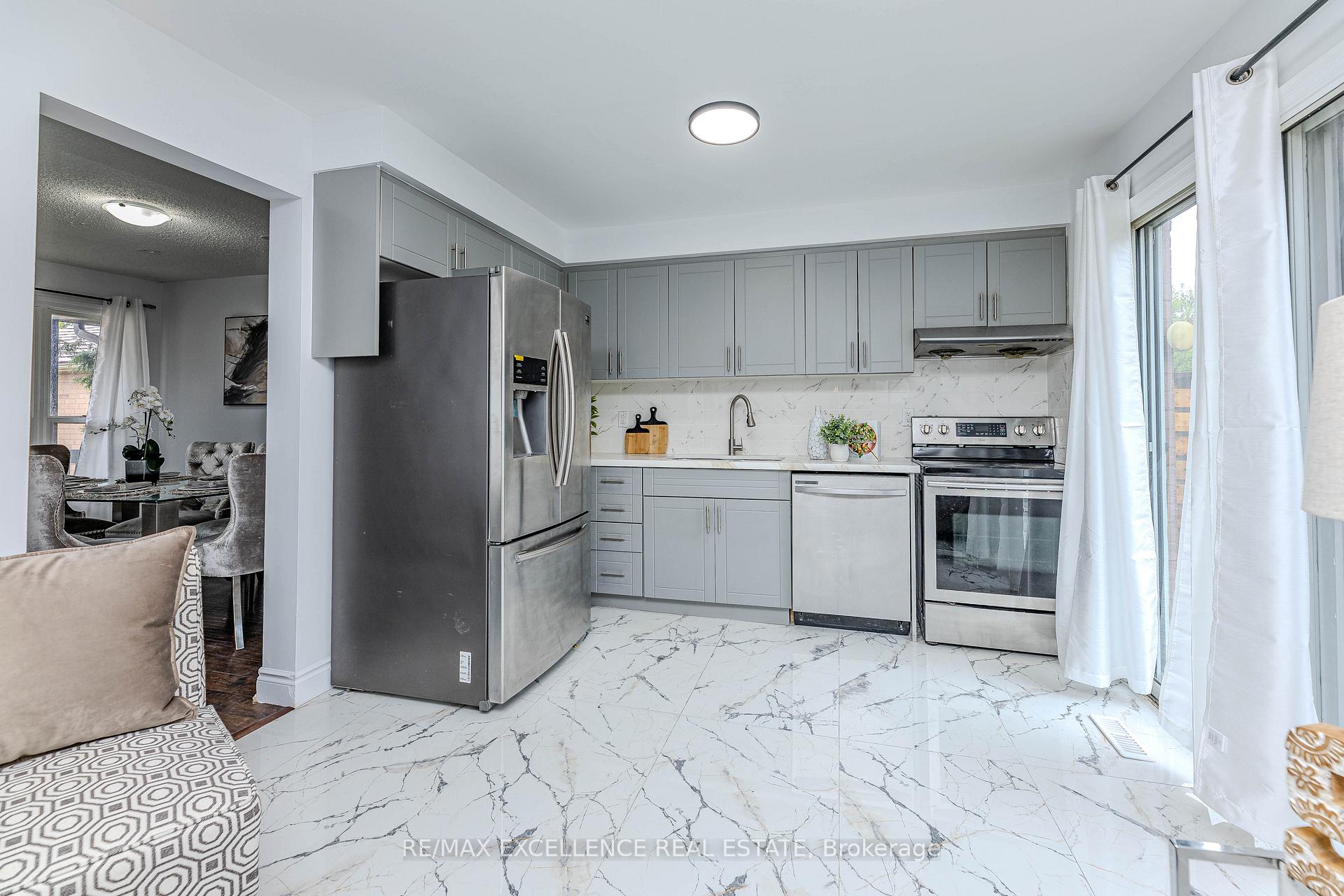 Photo 31 of 145 Ecclestone Drive, Brampton, Brampton West — HOMEH