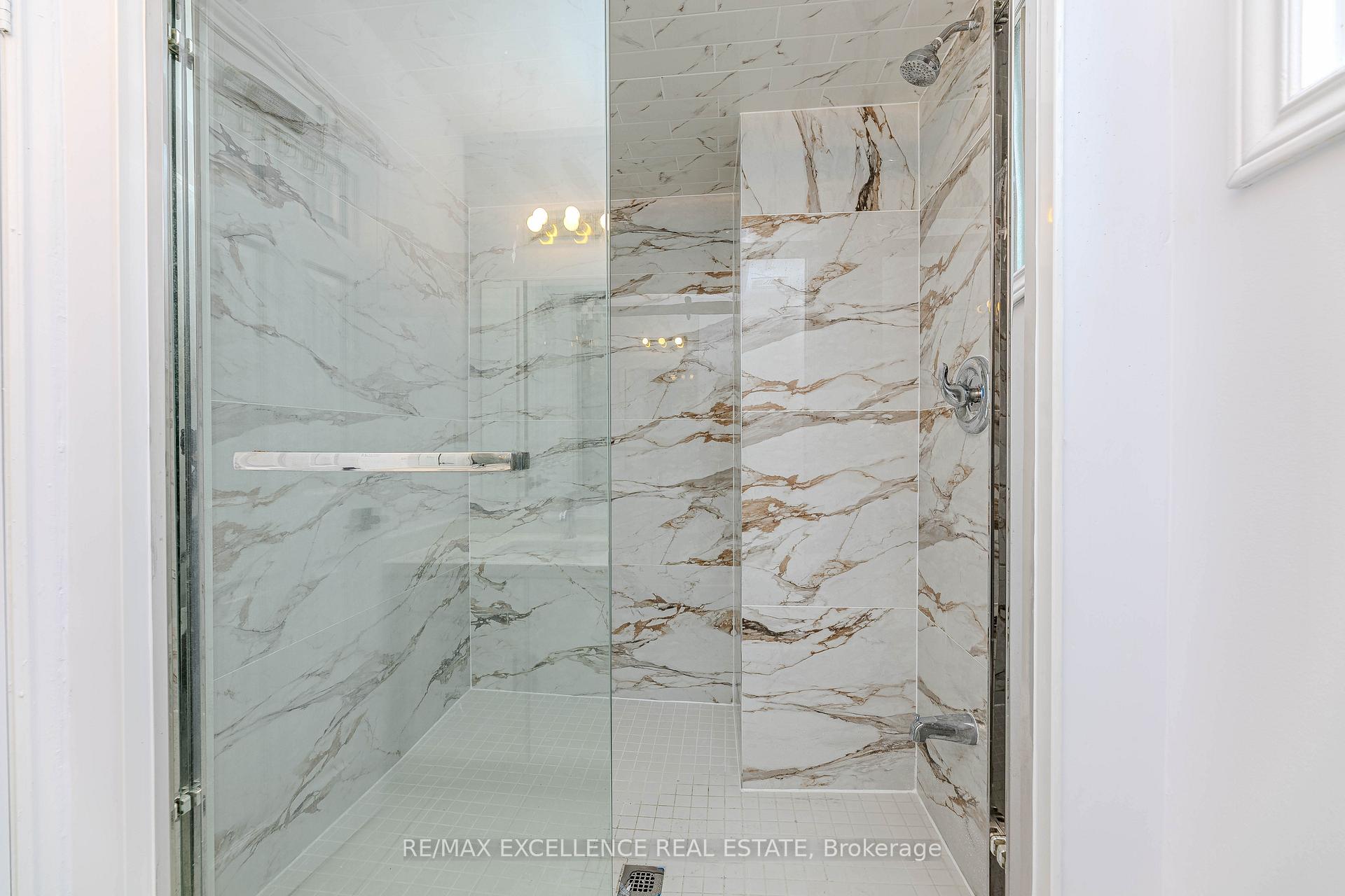 Photo 8 of 145 Ecclestone Drive, Brampton, Brampton West — HOMEH