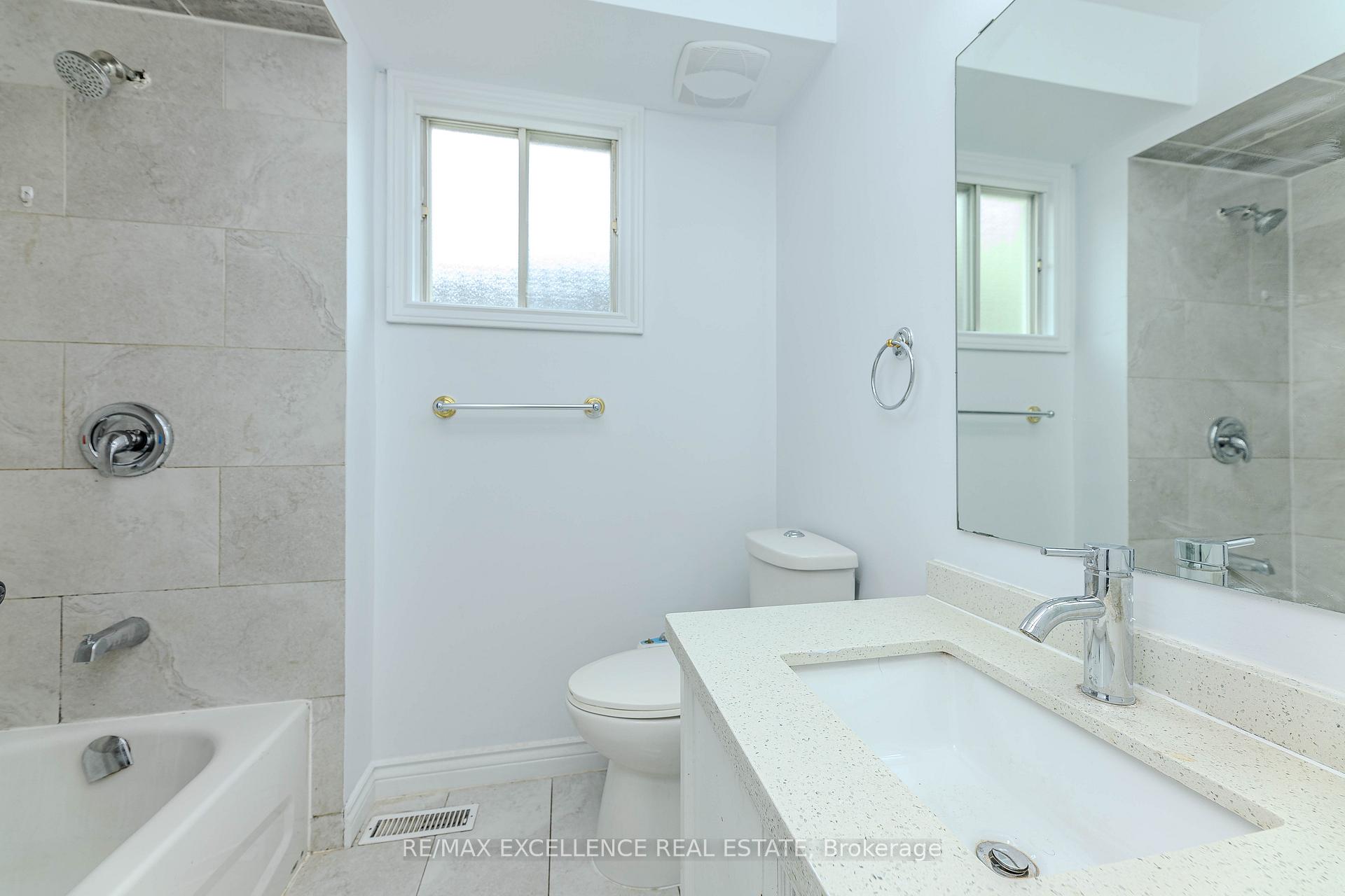 Photo 16 of 145 Ecclestone Drive, Brampton, Brampton West — HOMEH