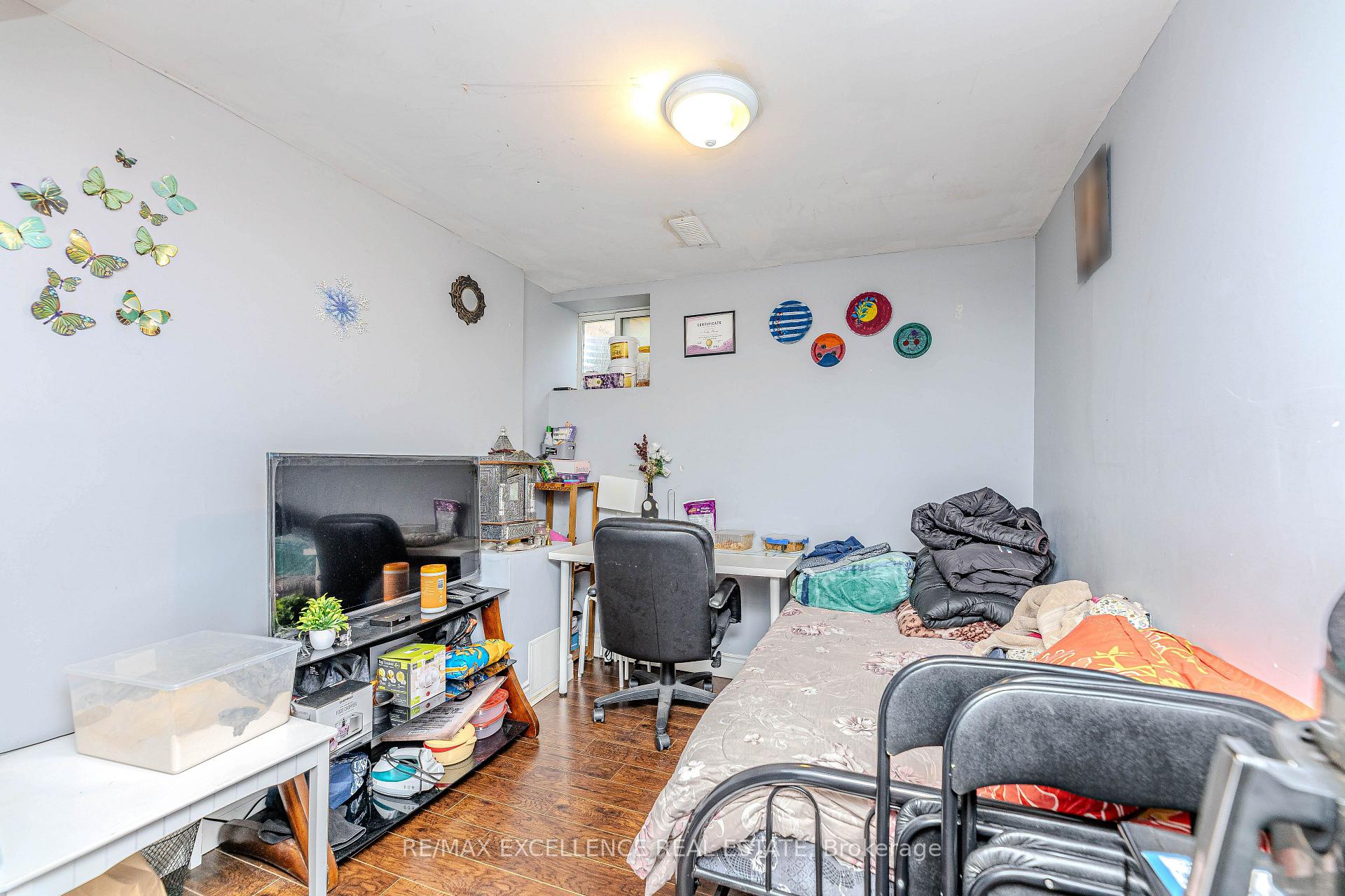 Photo 15 of 145 Ecclestone Drive, Brampton, Brampton West — HOMEH