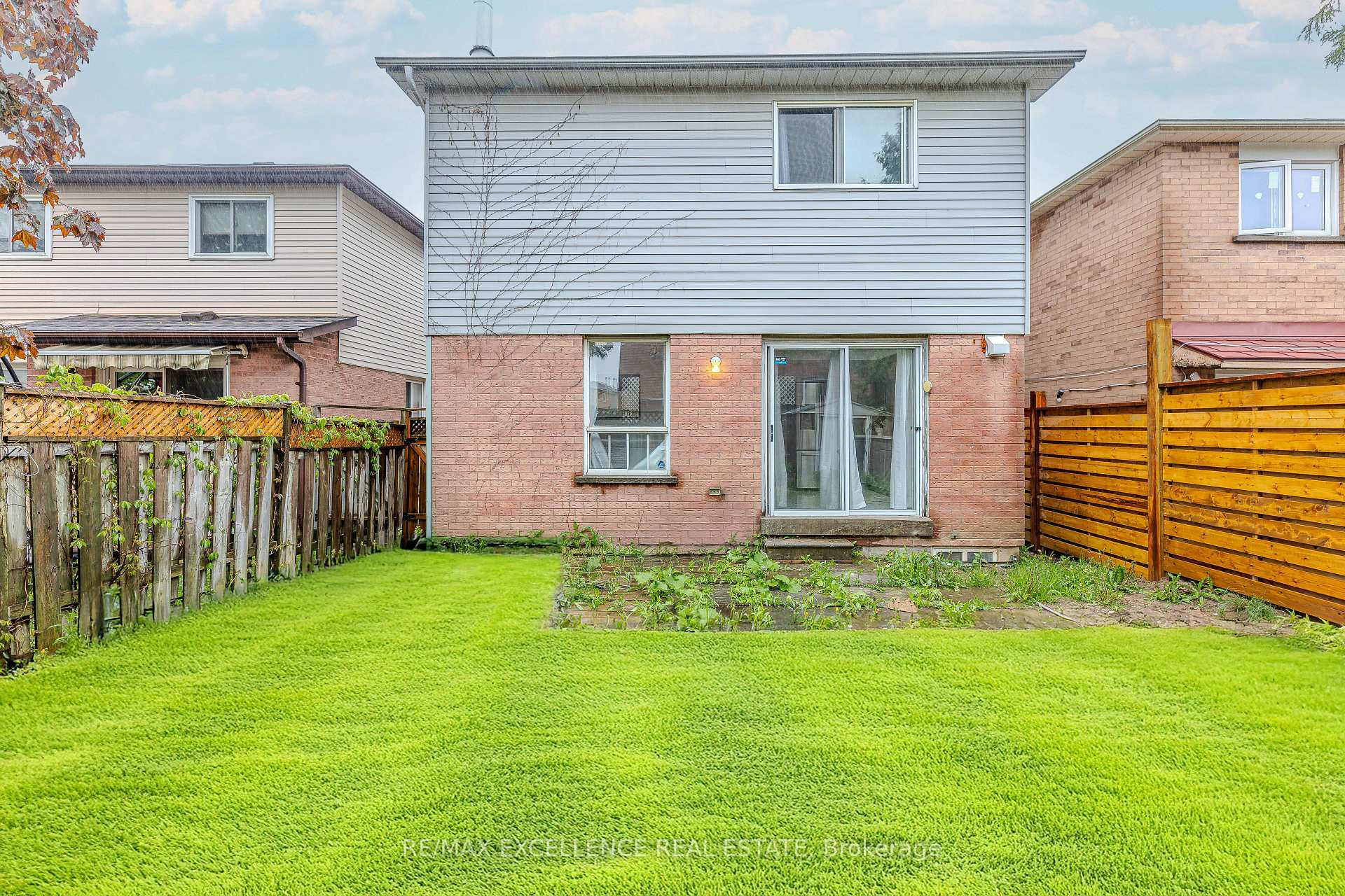 Photo 24 of 145 Ecclestone Drive, Brampton, Brampton West — HOMEH