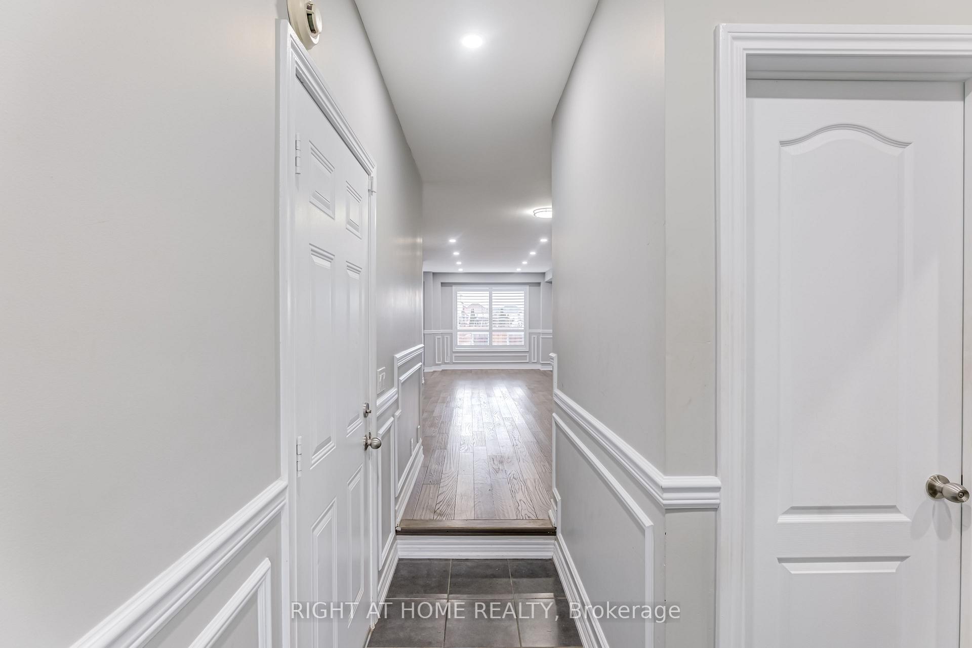 Photo 3 of 2341 Steeplechase Street, Oshawa, Windfields — HOMEH