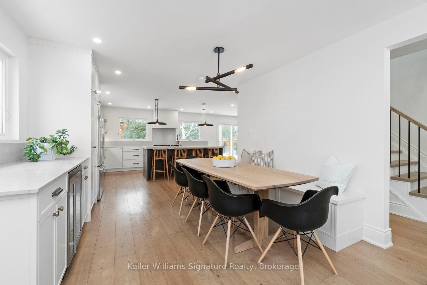 Photo 9 of 2286 Glastonbury Road, Burlington, Brant Hills — HOMEH
