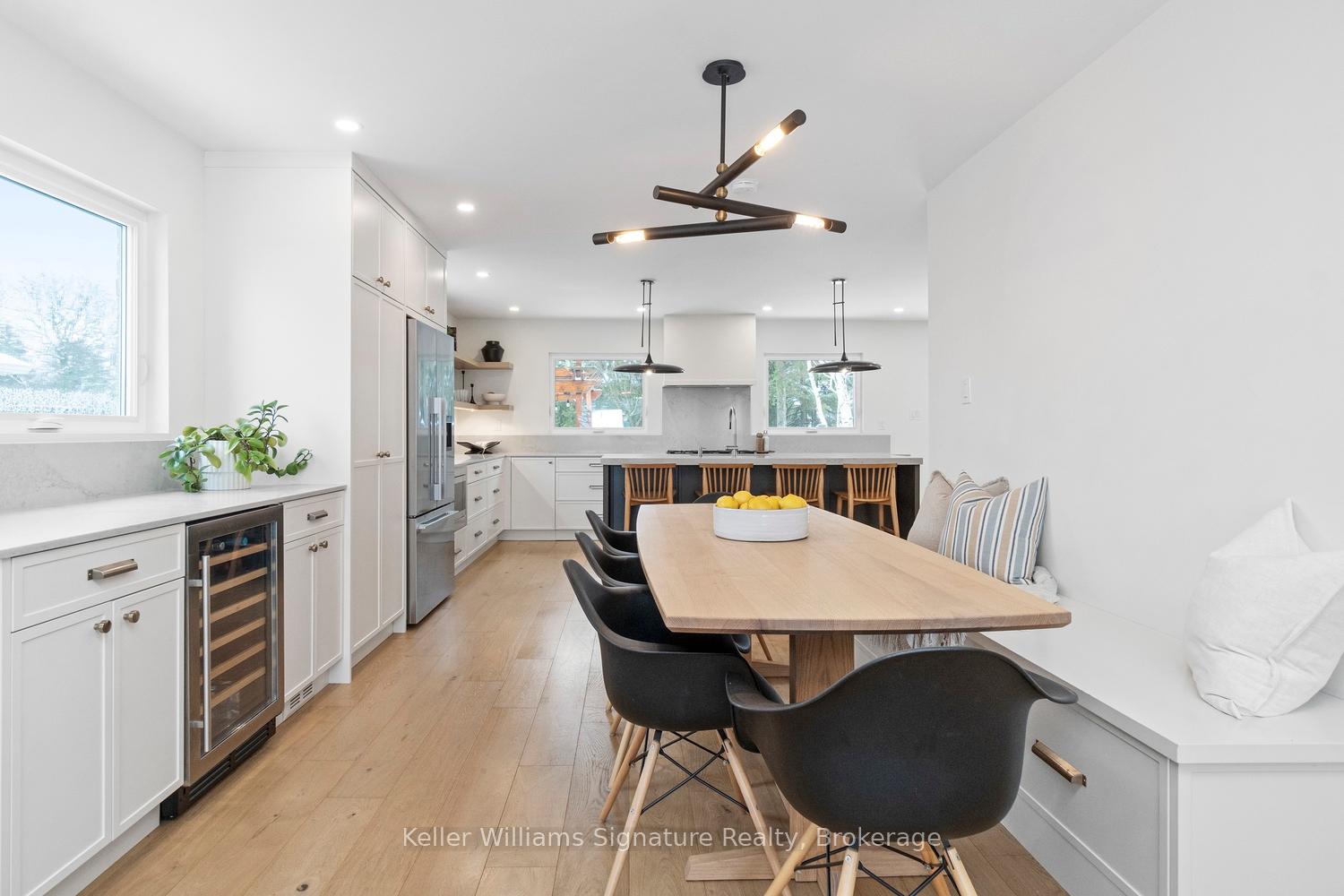 Photo 10 of 2286 Glastonbury Road, Burlington, Brant Hills — HOMEH