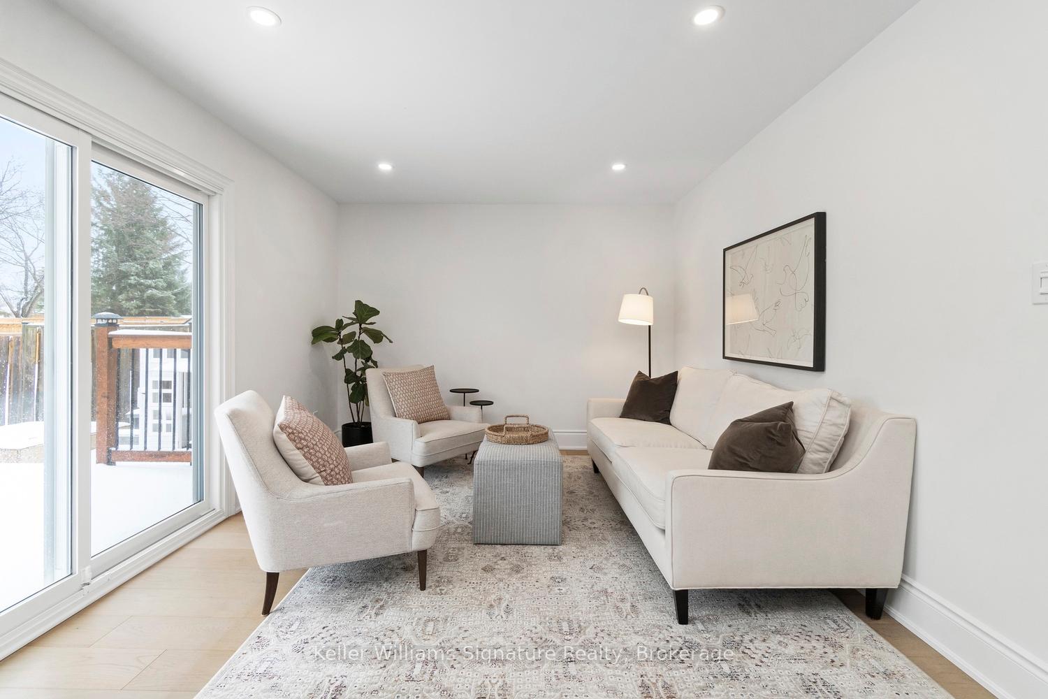 Photo 20 of 2286 Glastonbury Road, Burlington, Brant Hills — HOMEH