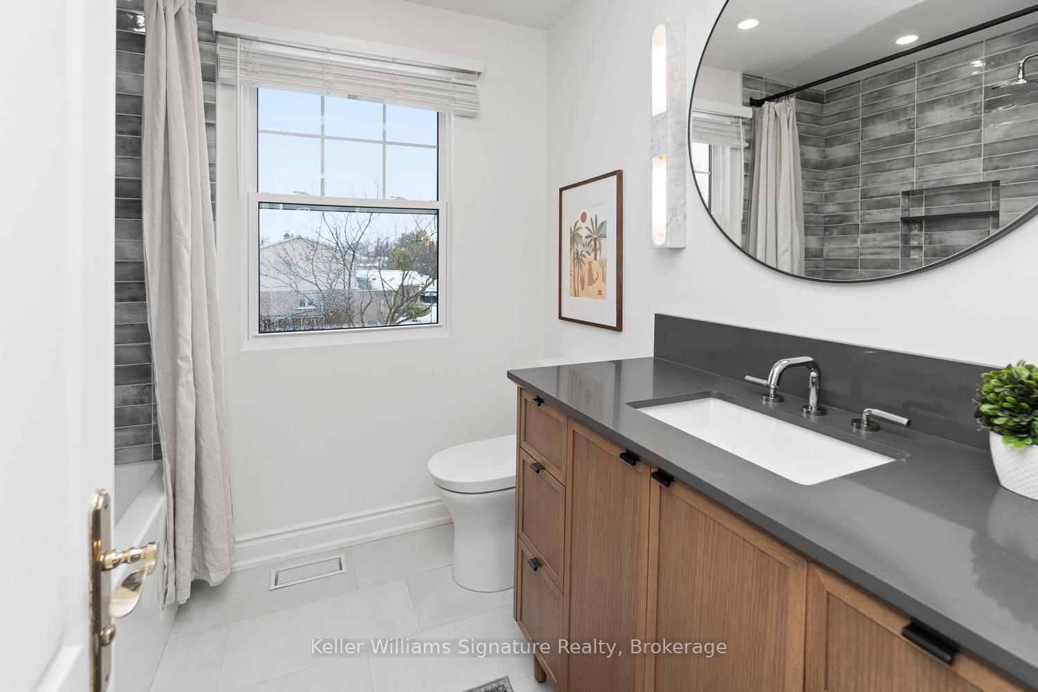 Photo 35 of 2286 Glastonbury Road, Burlington, Brant Hills — HOMEH