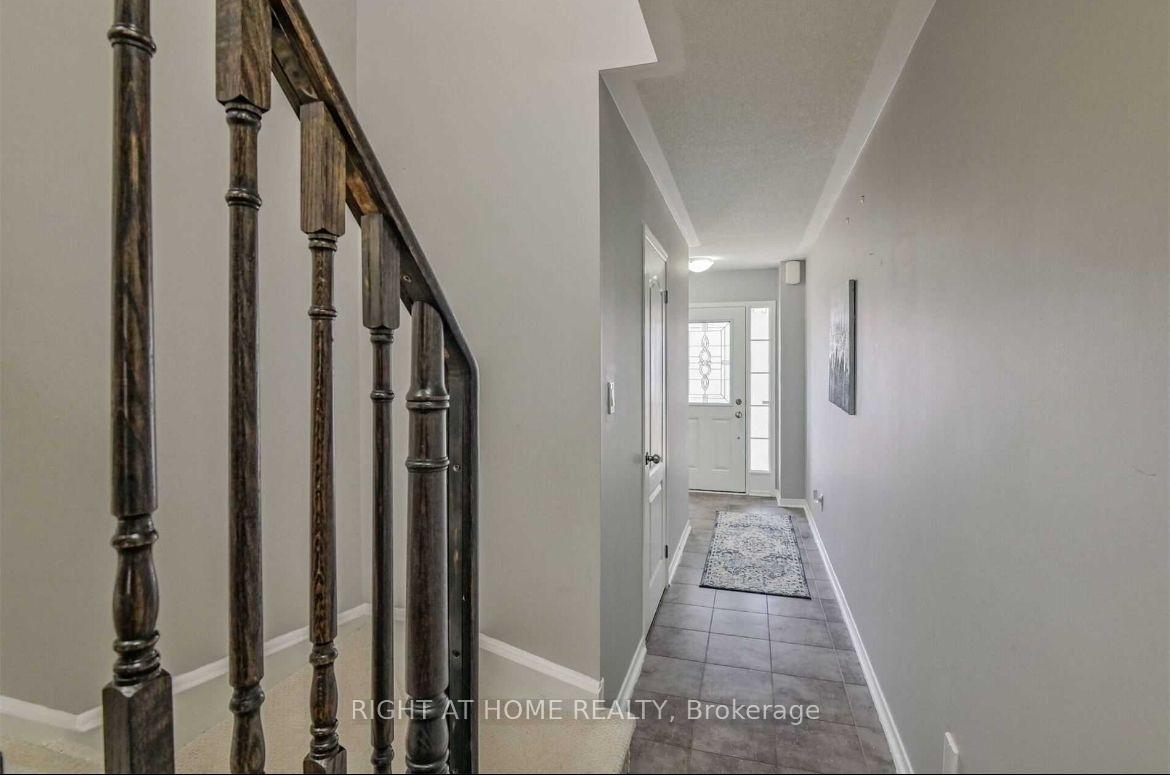 Photo 14 of 804 Mccue Drive, Oshawa, Taunton — HOMEH