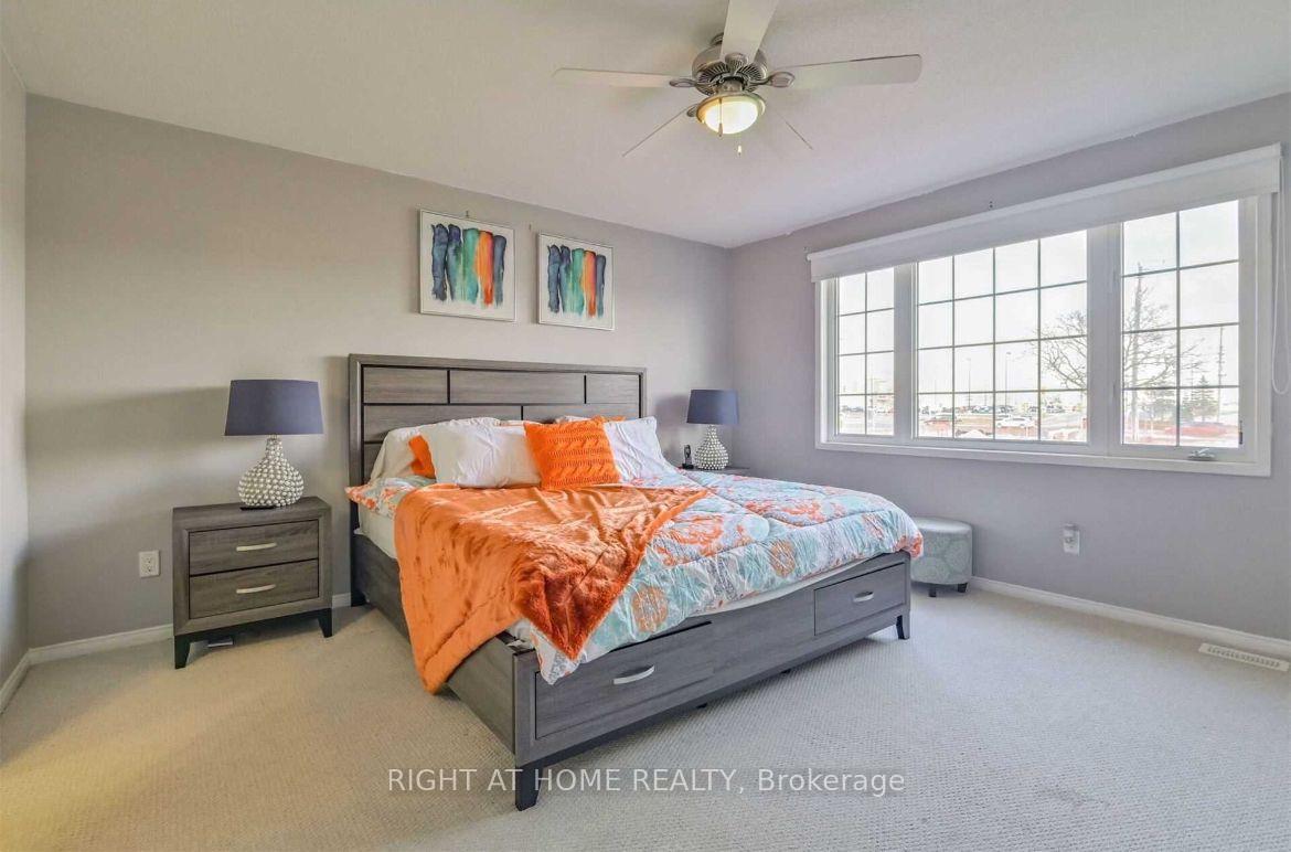 Photo 16 of 804 Mccue Drive, Oshawa, Taunton — HOMEH